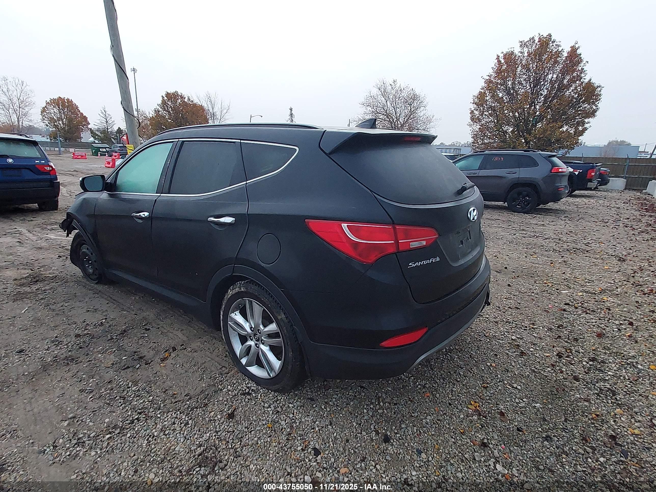 HYUNDAI SANTA image 3