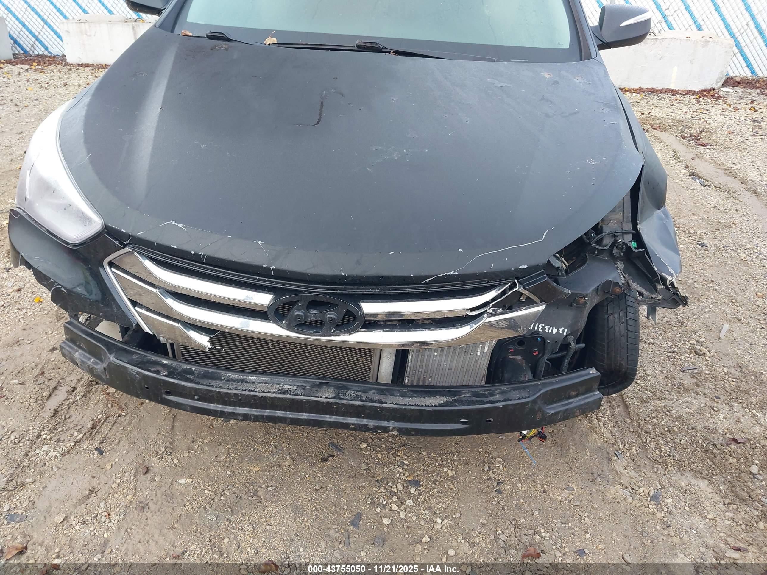 HYUNDAI SANTA image 6
