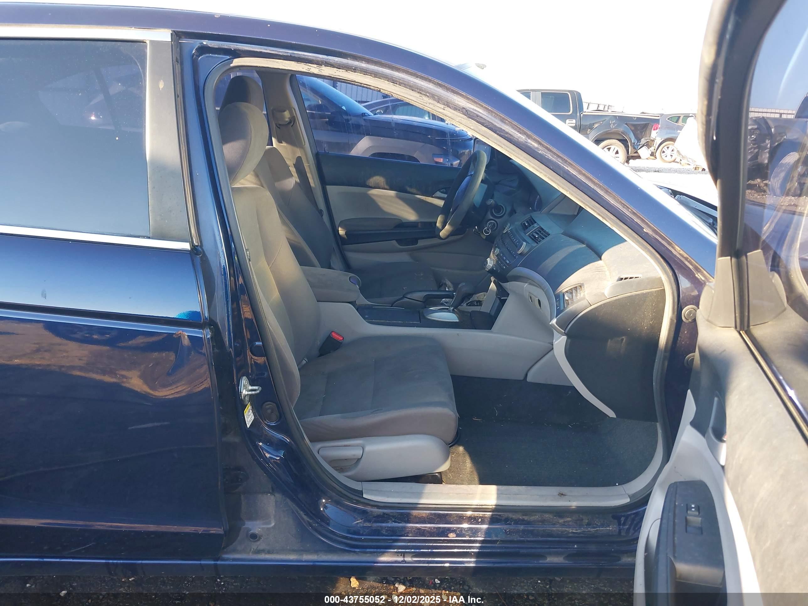 HONDA ACCORD image 5