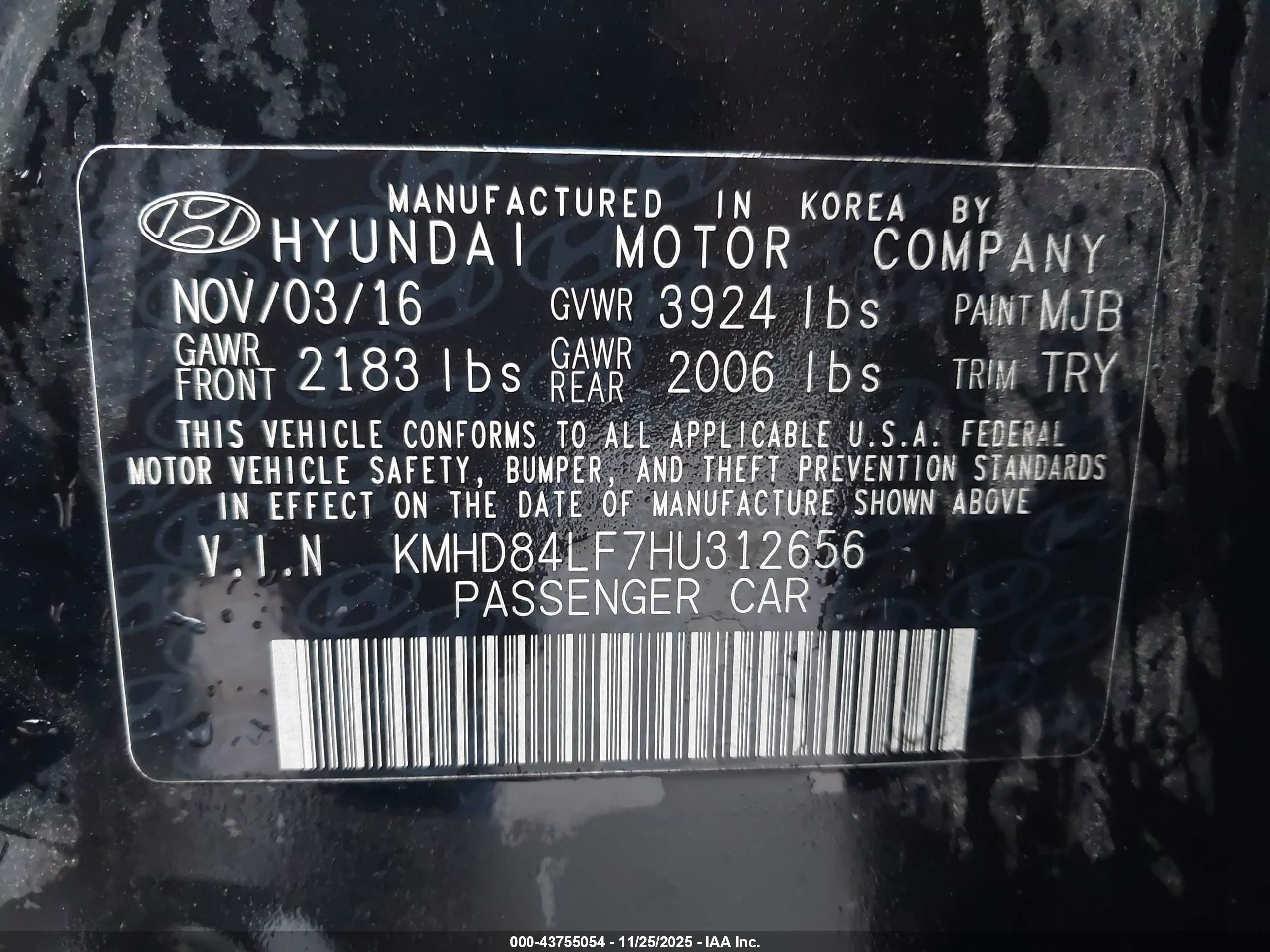 HYUNDAI ELANTRA image 9