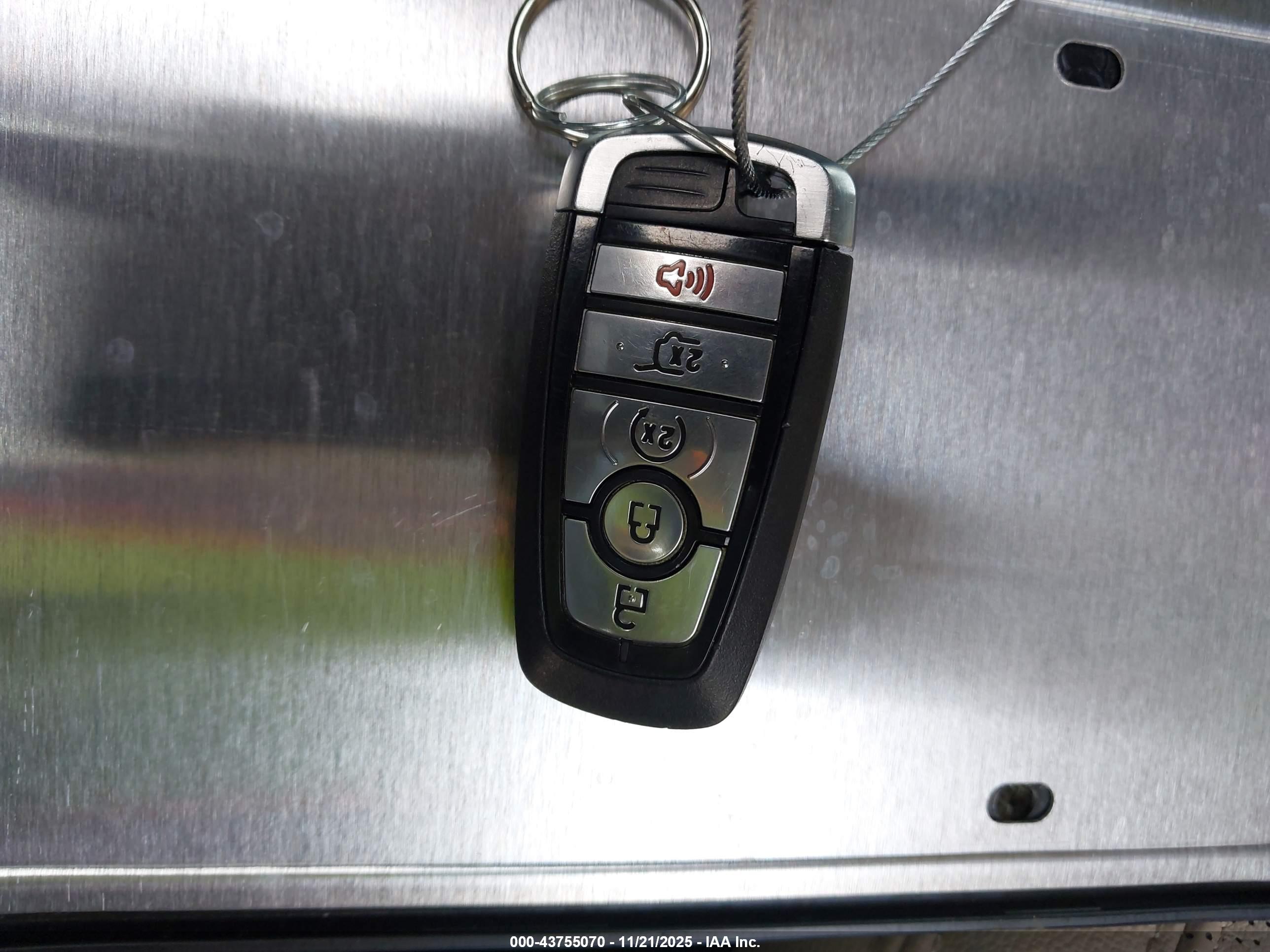 FORD EXPEDITION image 11
