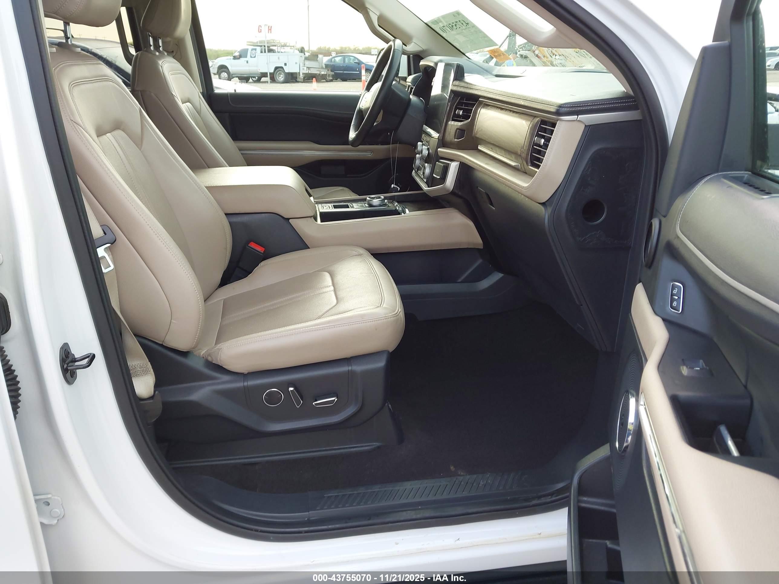 FORD EXPEDITION image 5