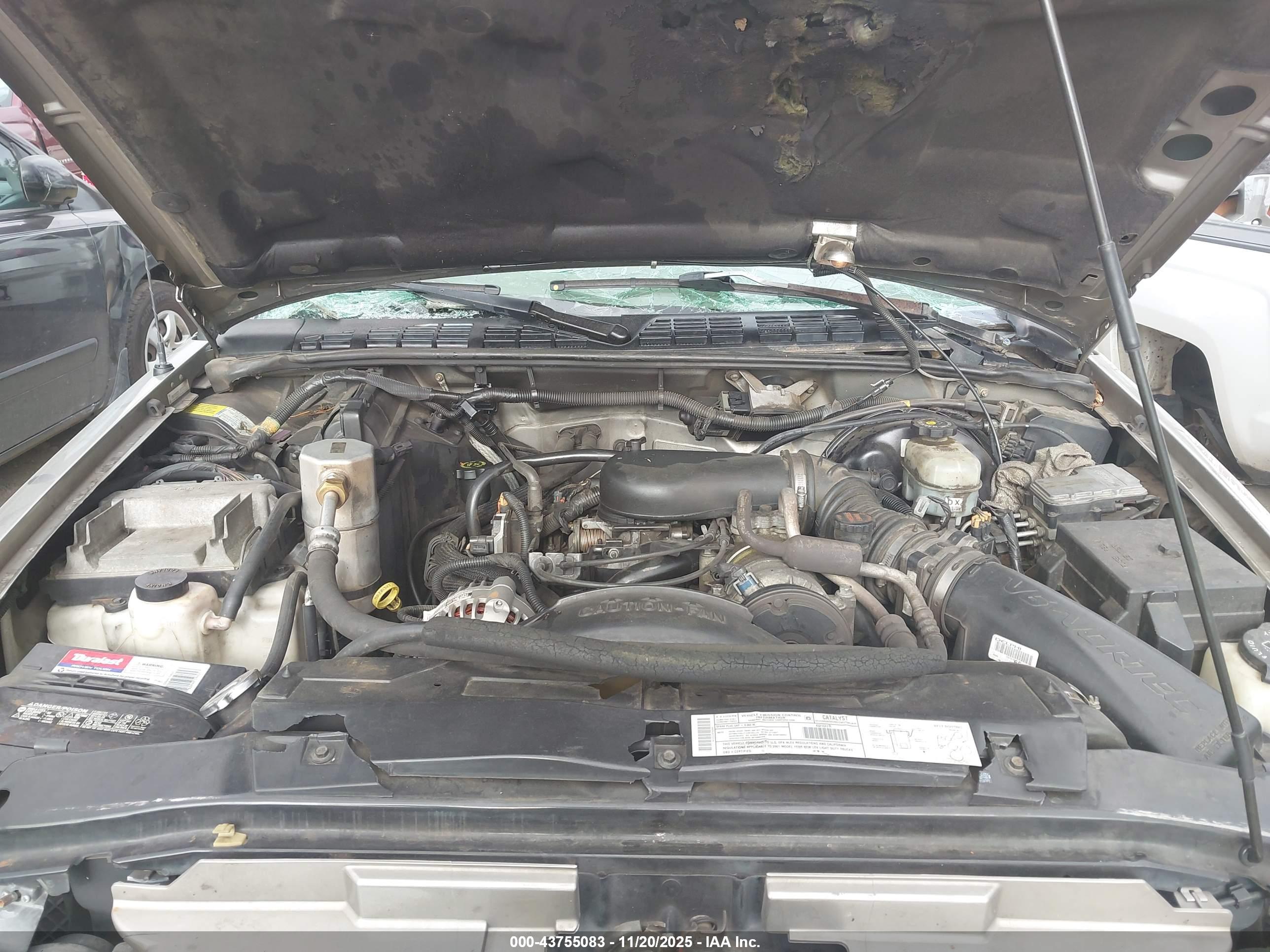 CHEVROLET BLAZER image 10
