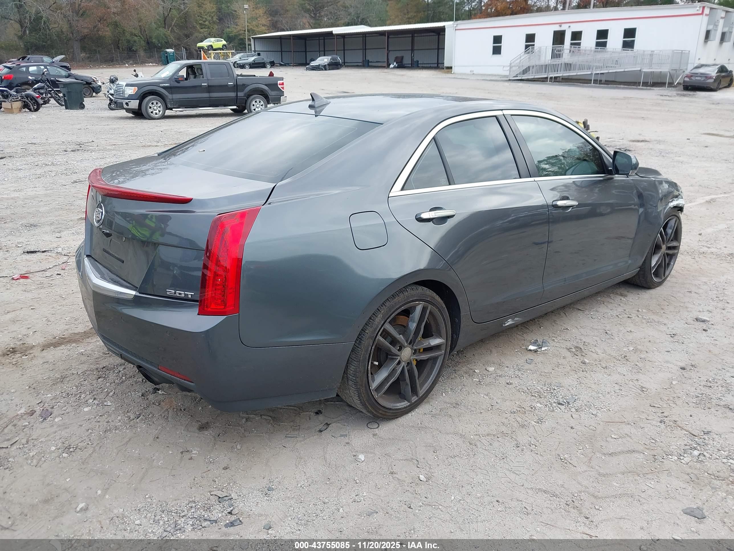 CADILLAC ATS image 4