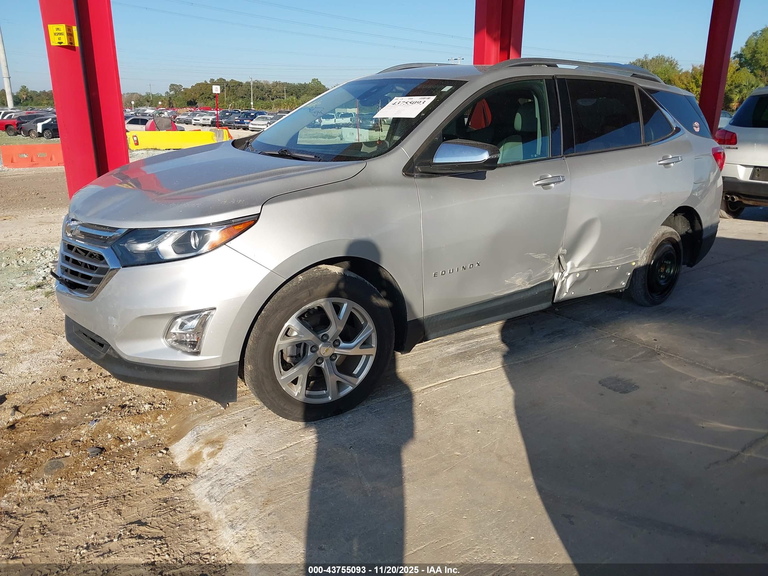 CHEVROLET EQUINOX image 2