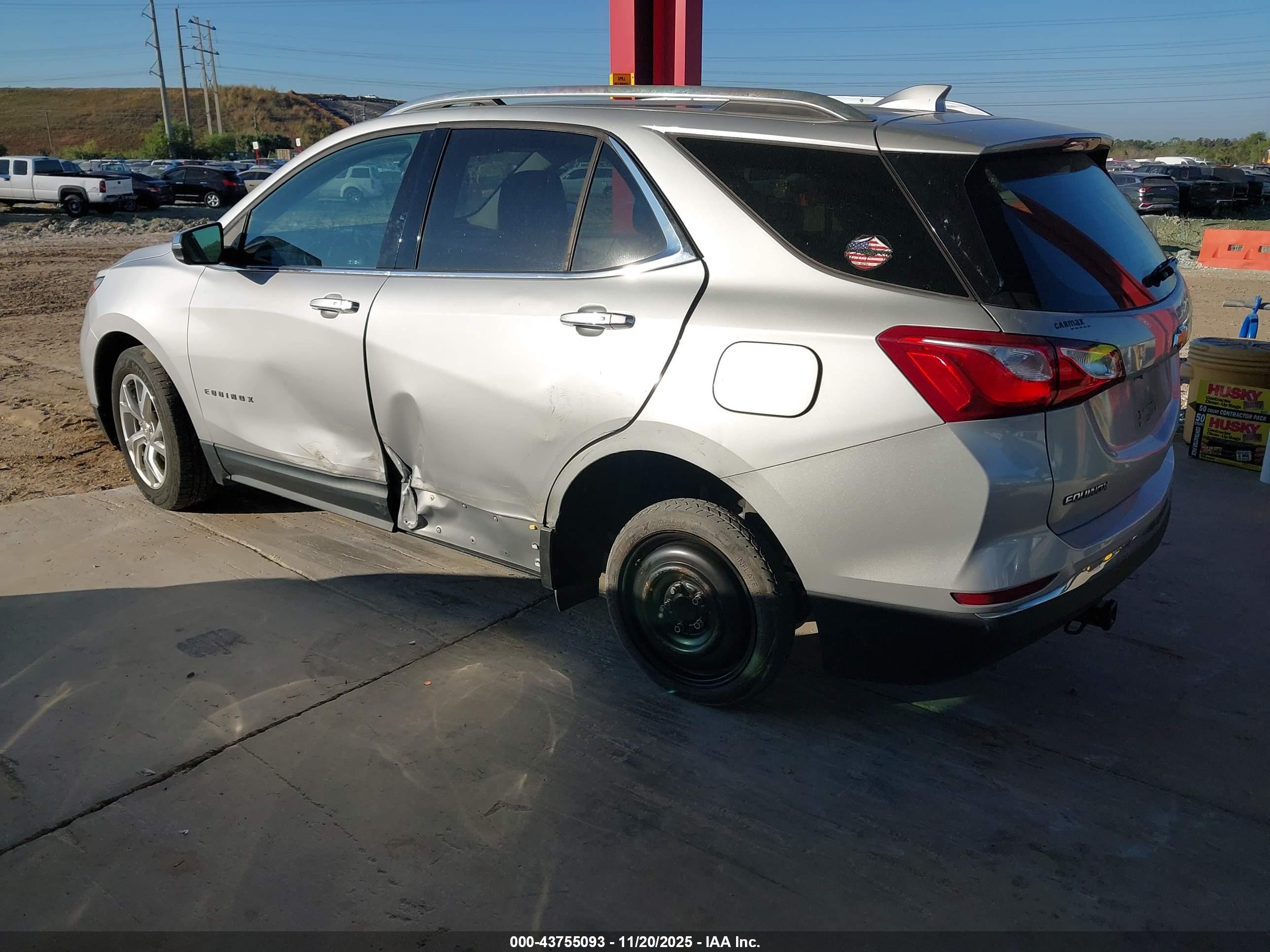CHEVROLET EQUINOX image 3