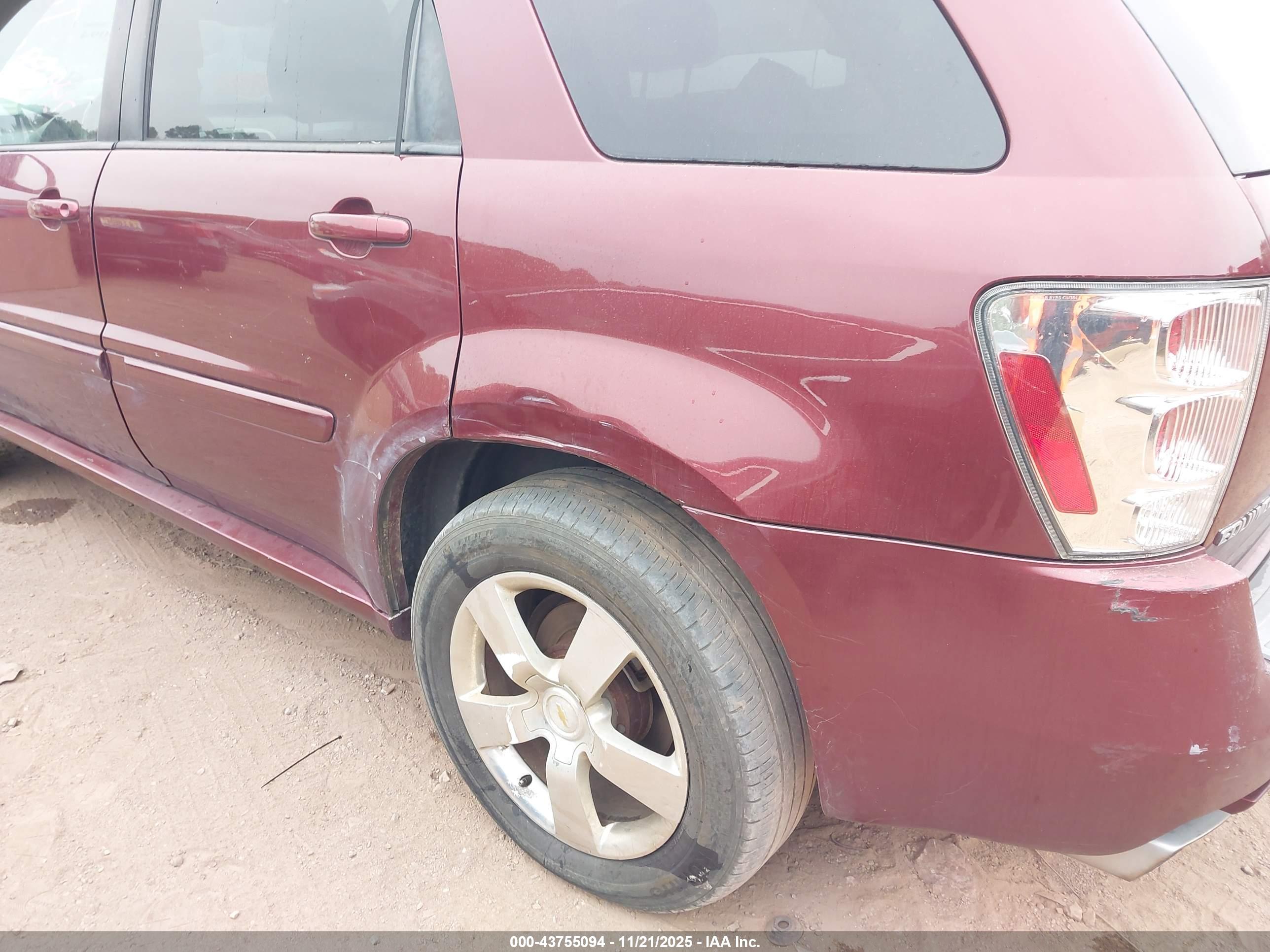 CHEVROLET EQUINOX image 6
