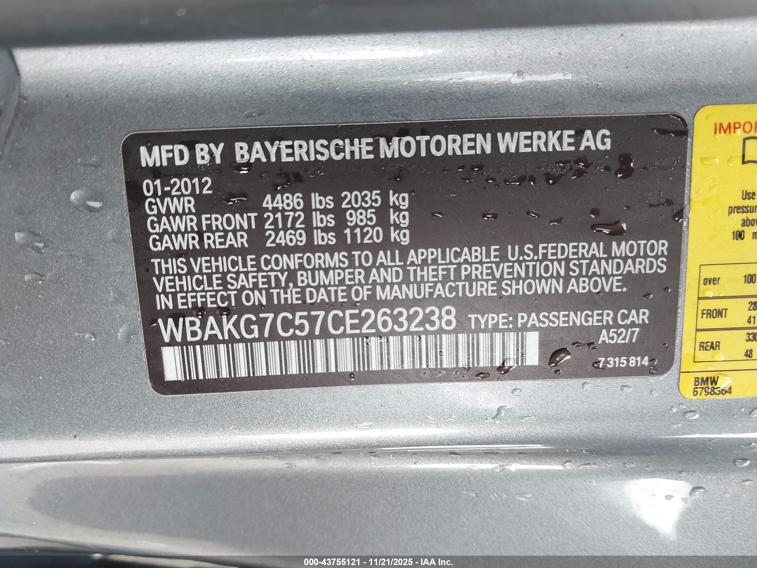 BMW 335I image 9