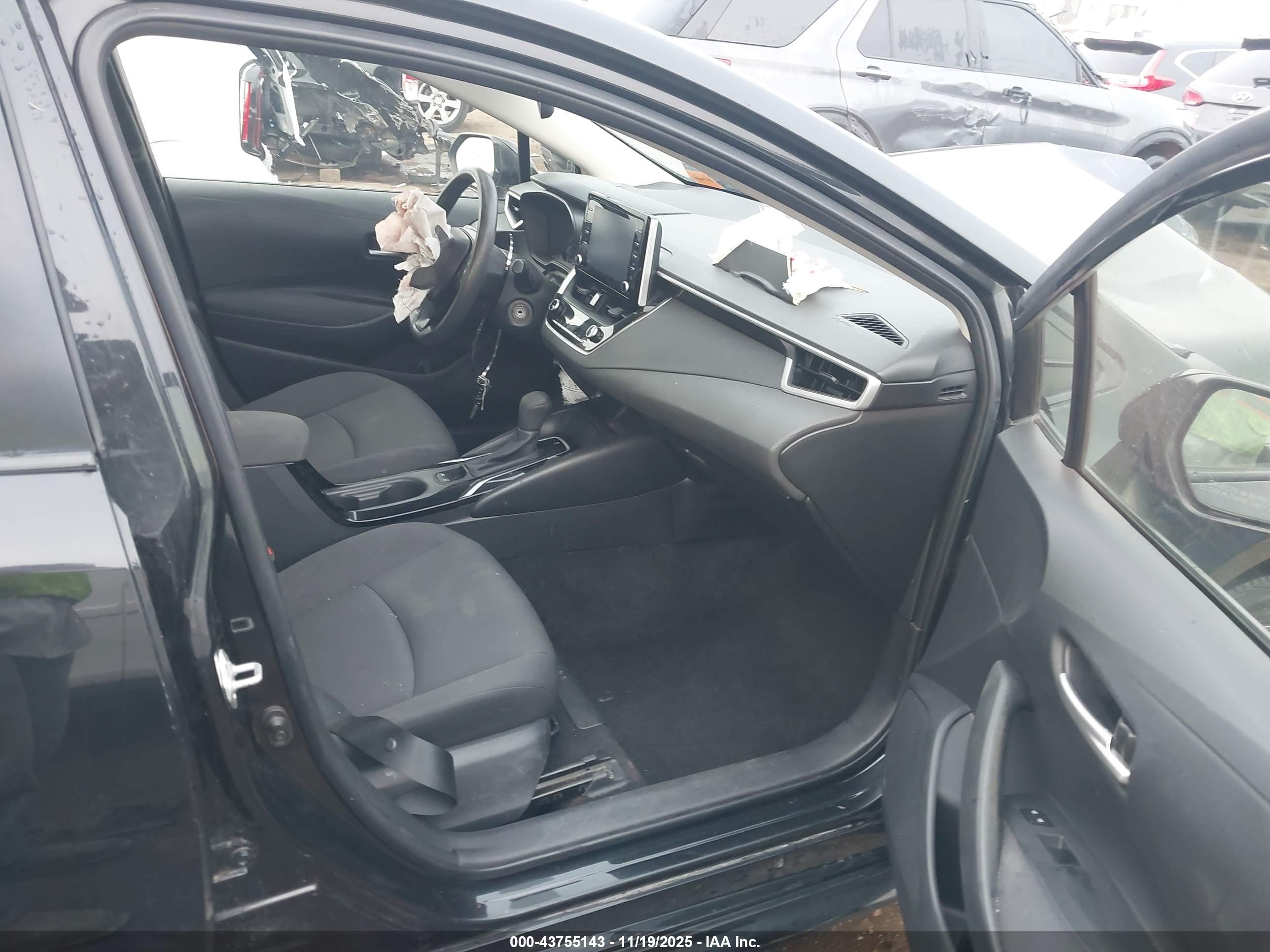 TOYOTA COROLLA image 5