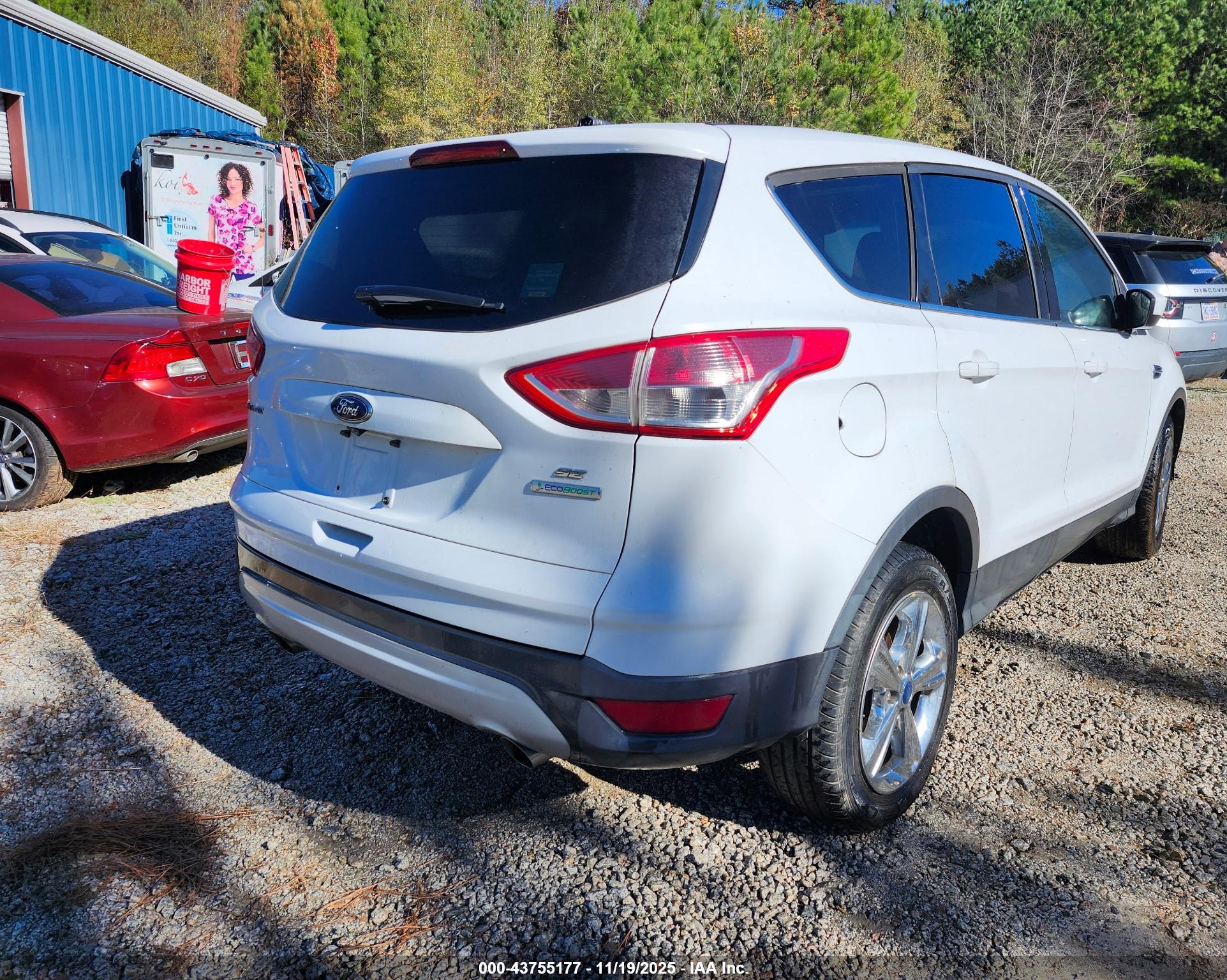 FORD ESCAPE image 4