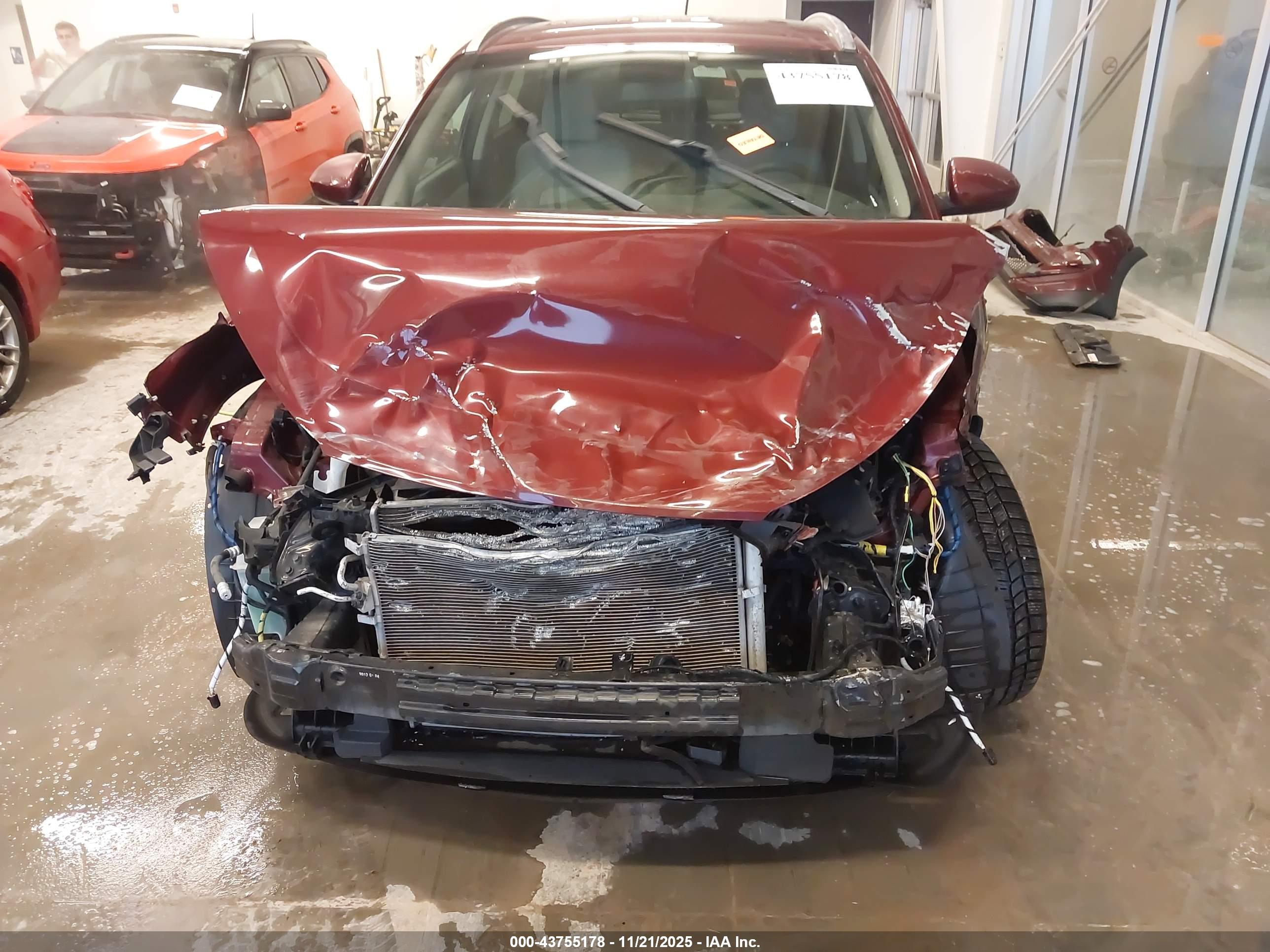 HYUNDAI TUCSON image 6