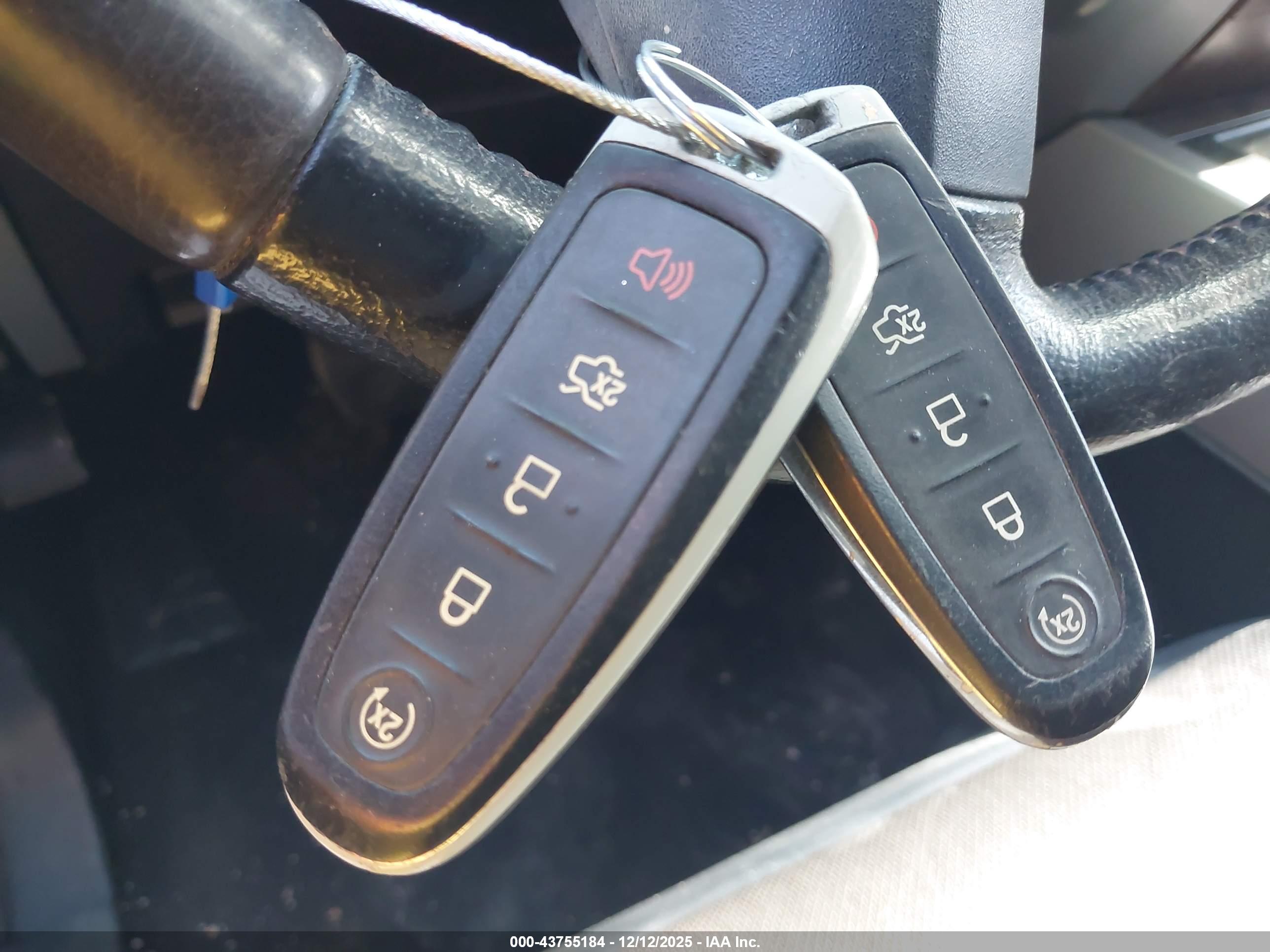FORD EXPEDITION image 11
