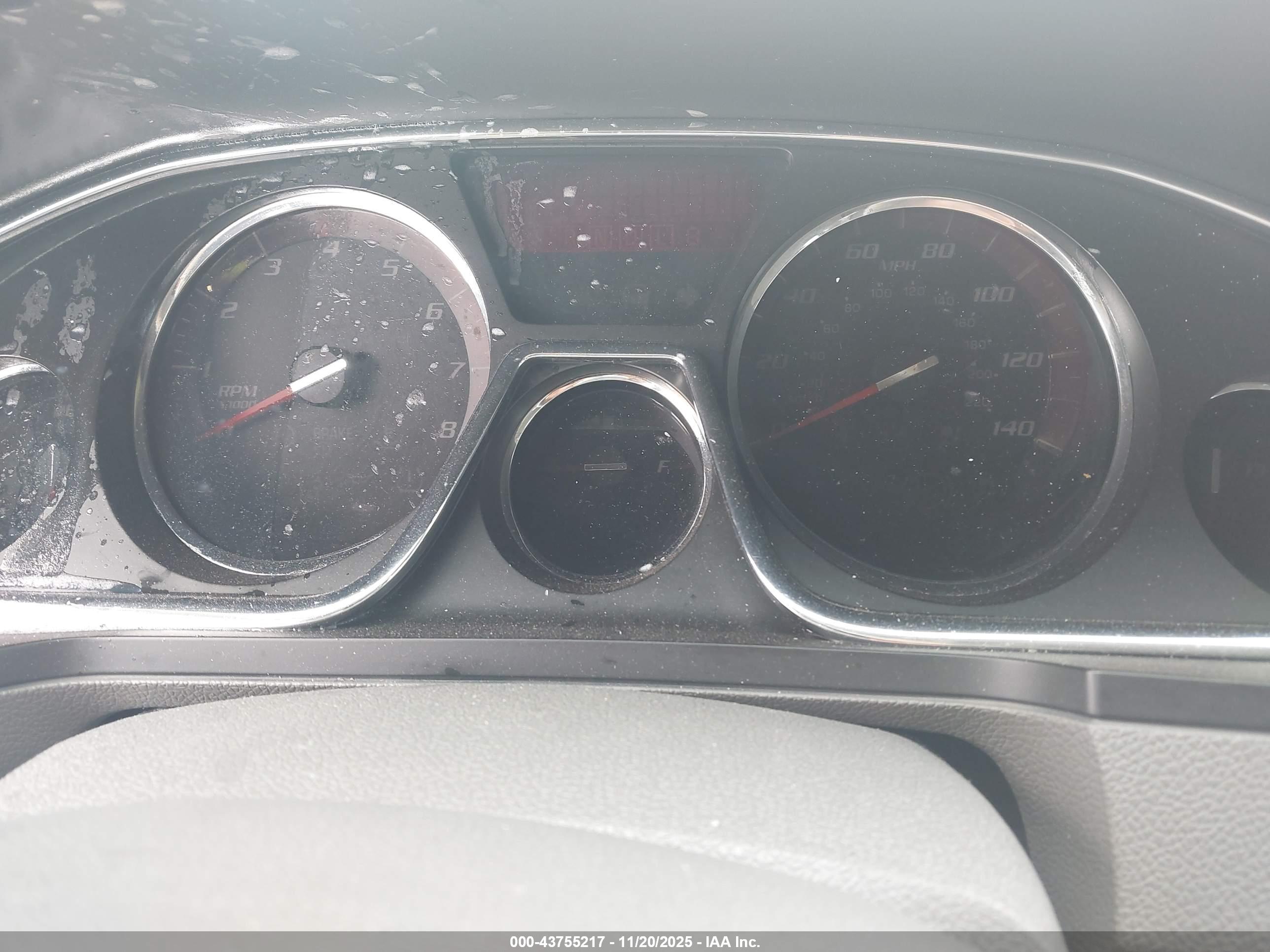 GMC ACADIA image 7