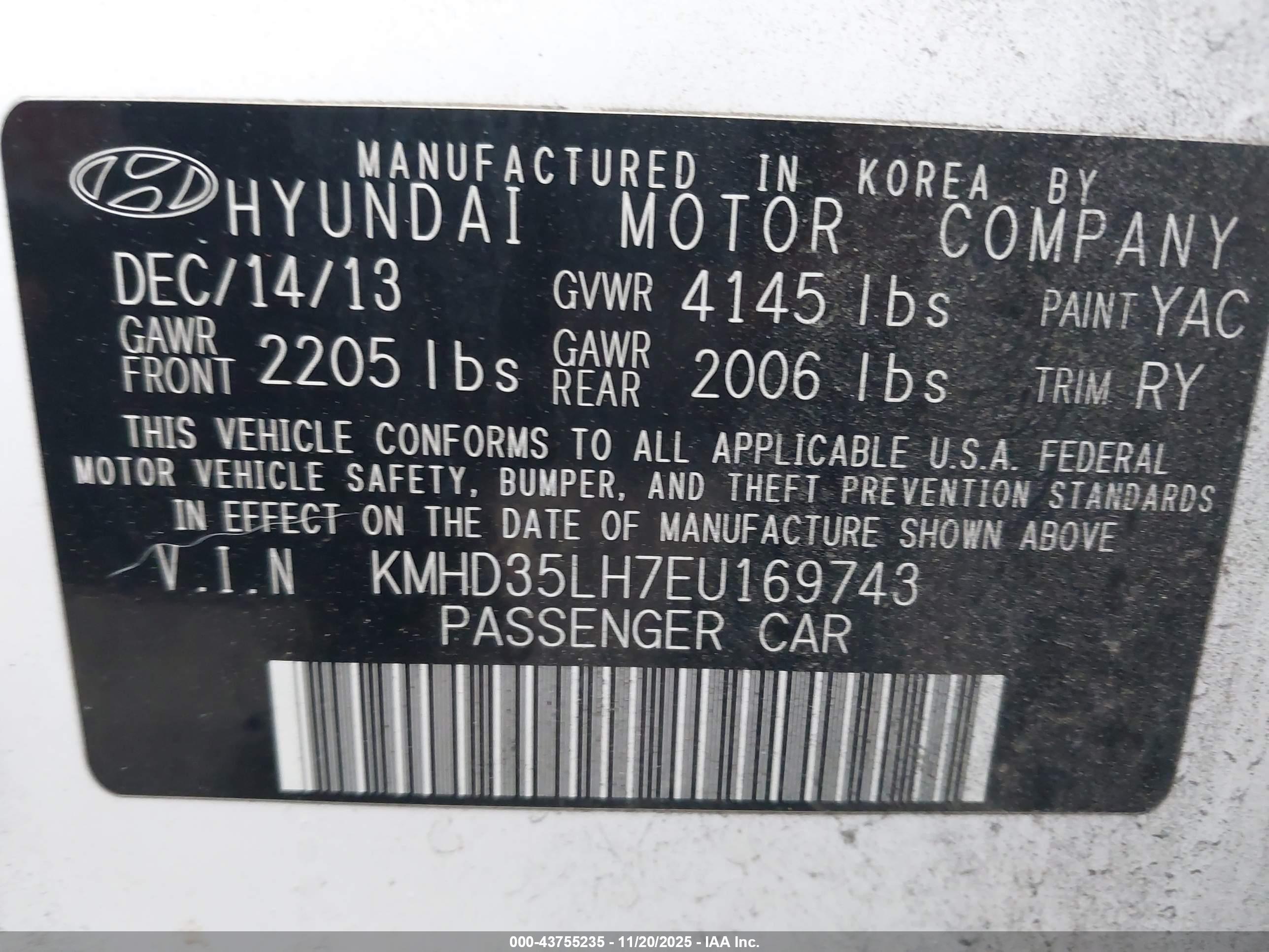 HYUNDAI ELANTRA image 9