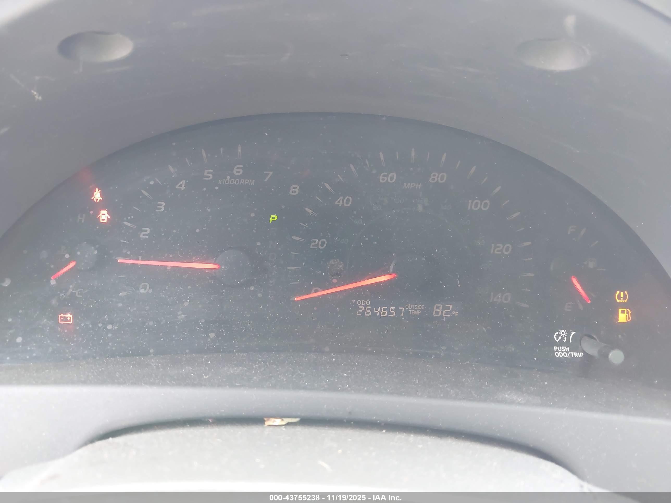 TOYOTA CAMRY image 7