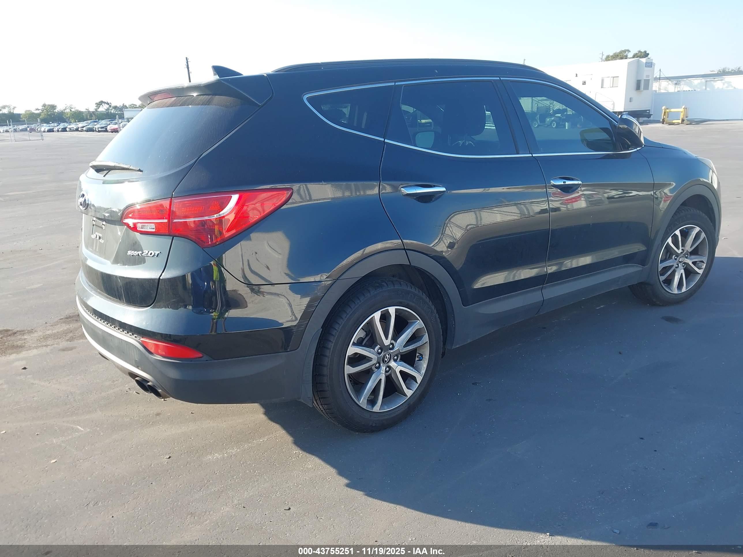 HYUNDAI SANTA image 4
