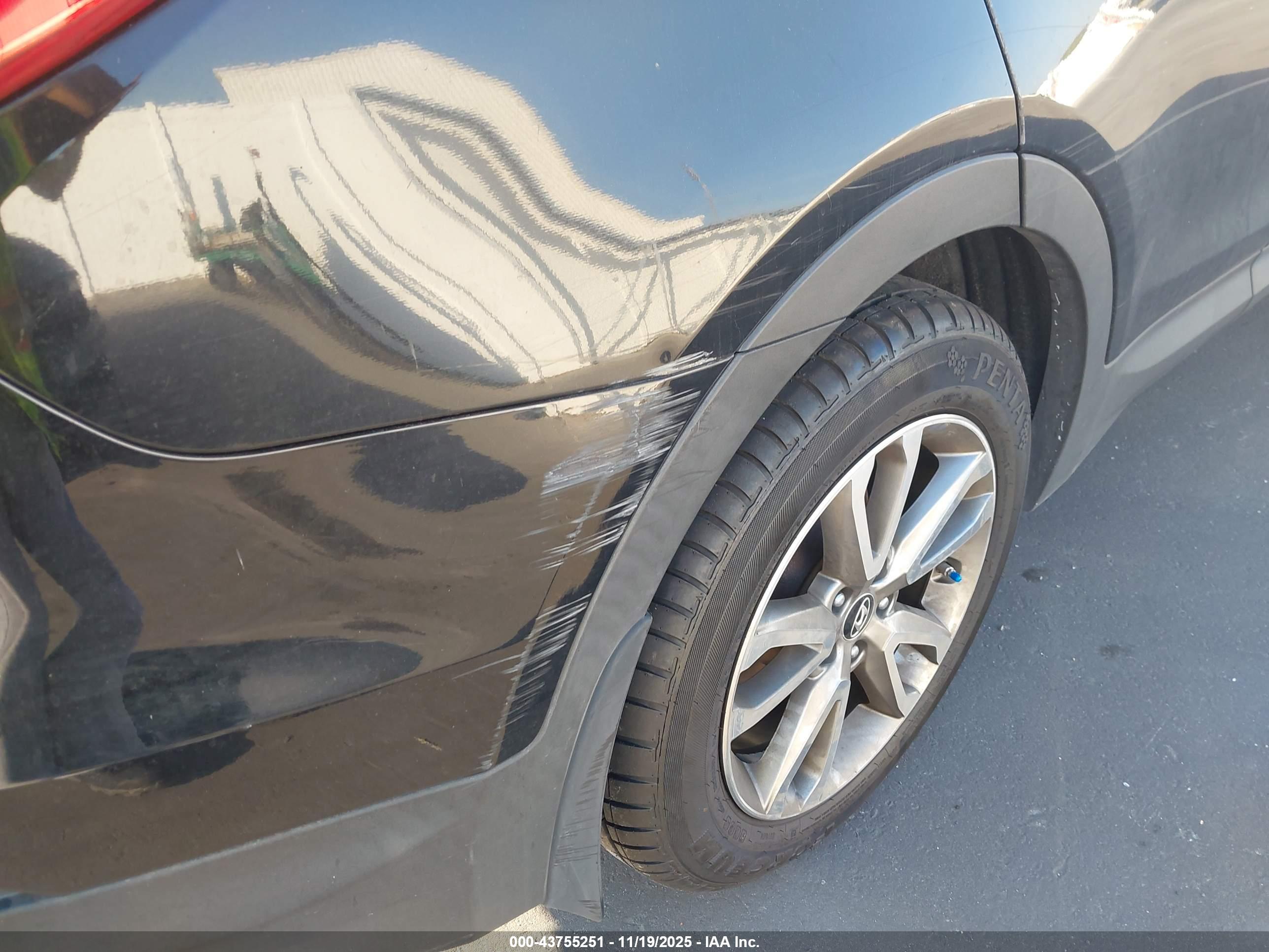 HYUNDAI SANTA image 6