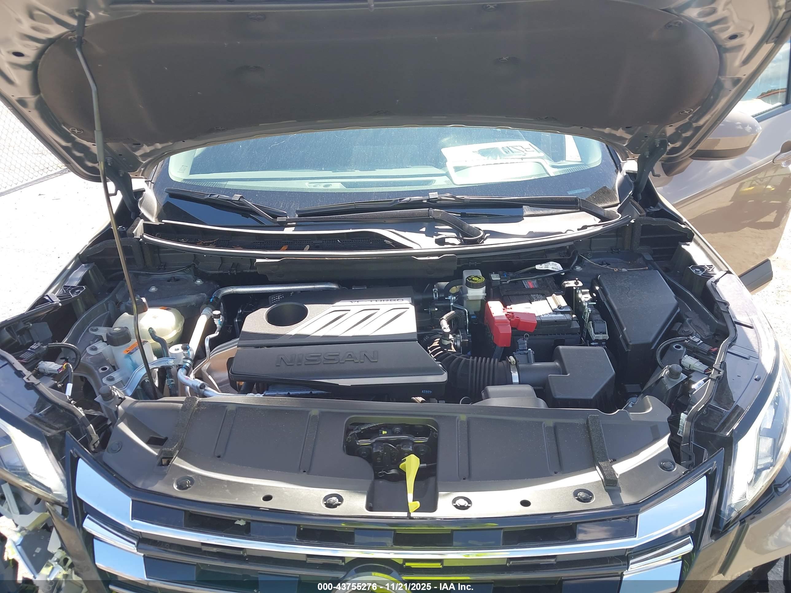NISSAN ROGUE image 10
