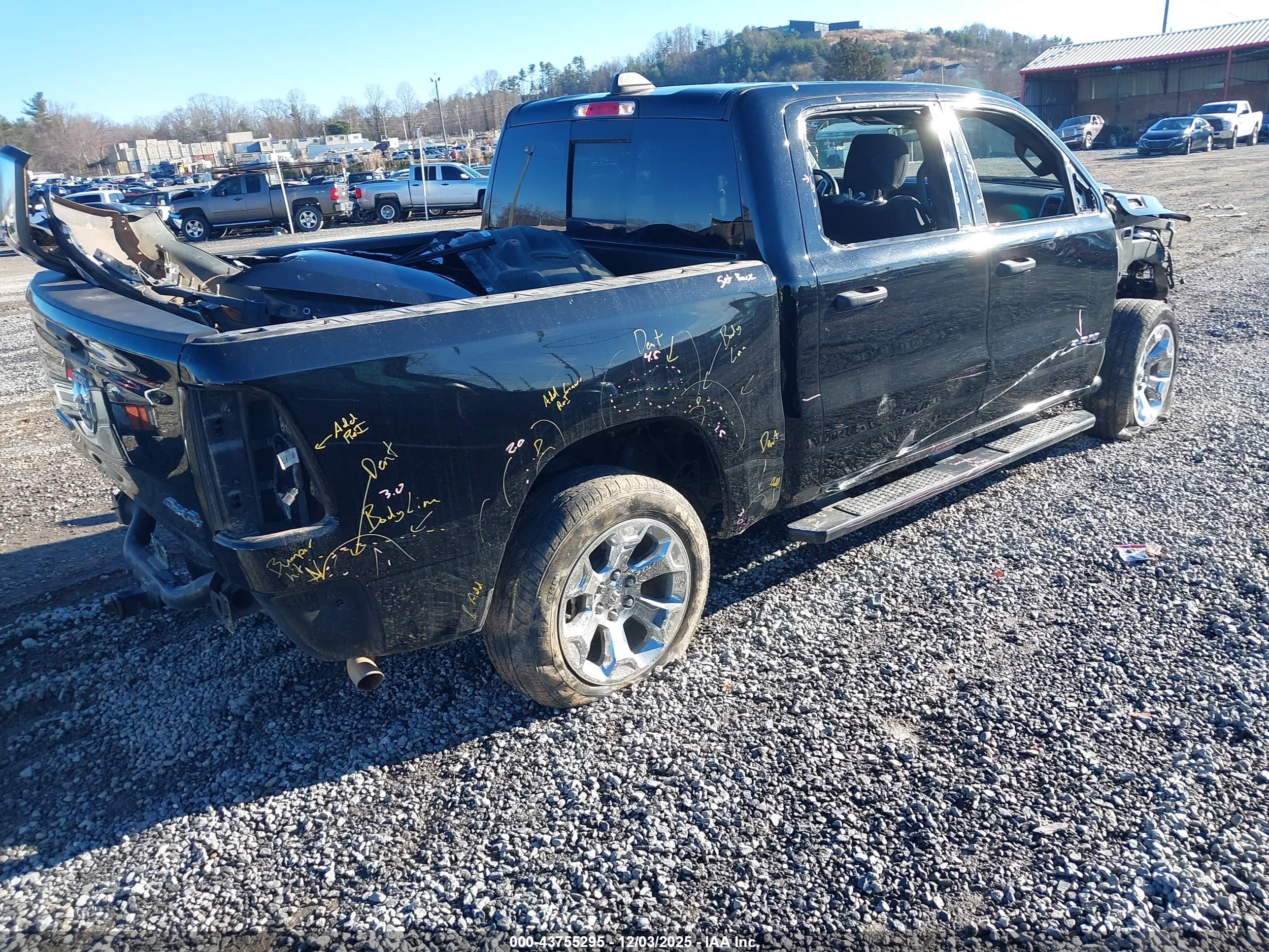 RAM 1500 image 4