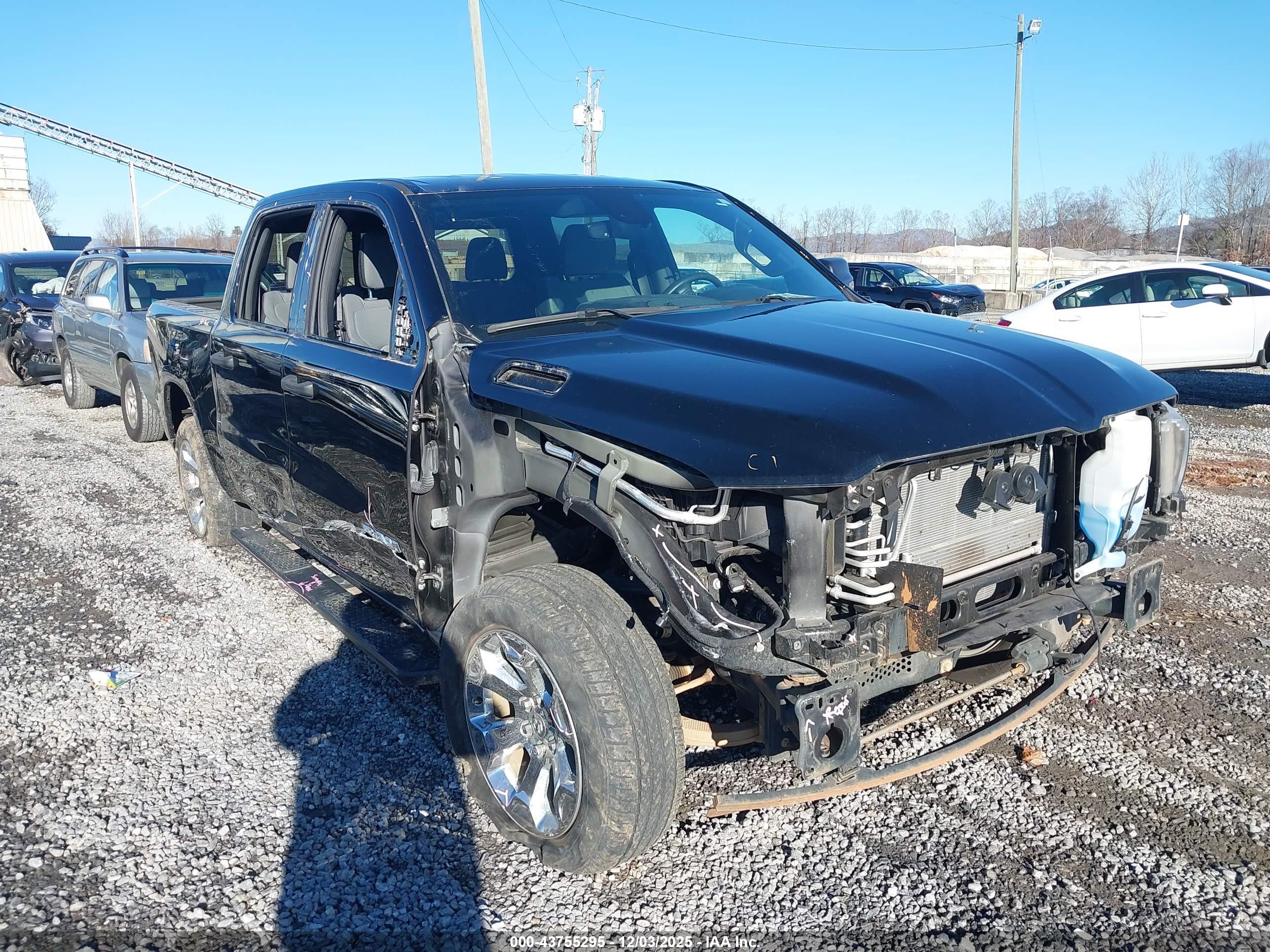 RAM 1500 image 6