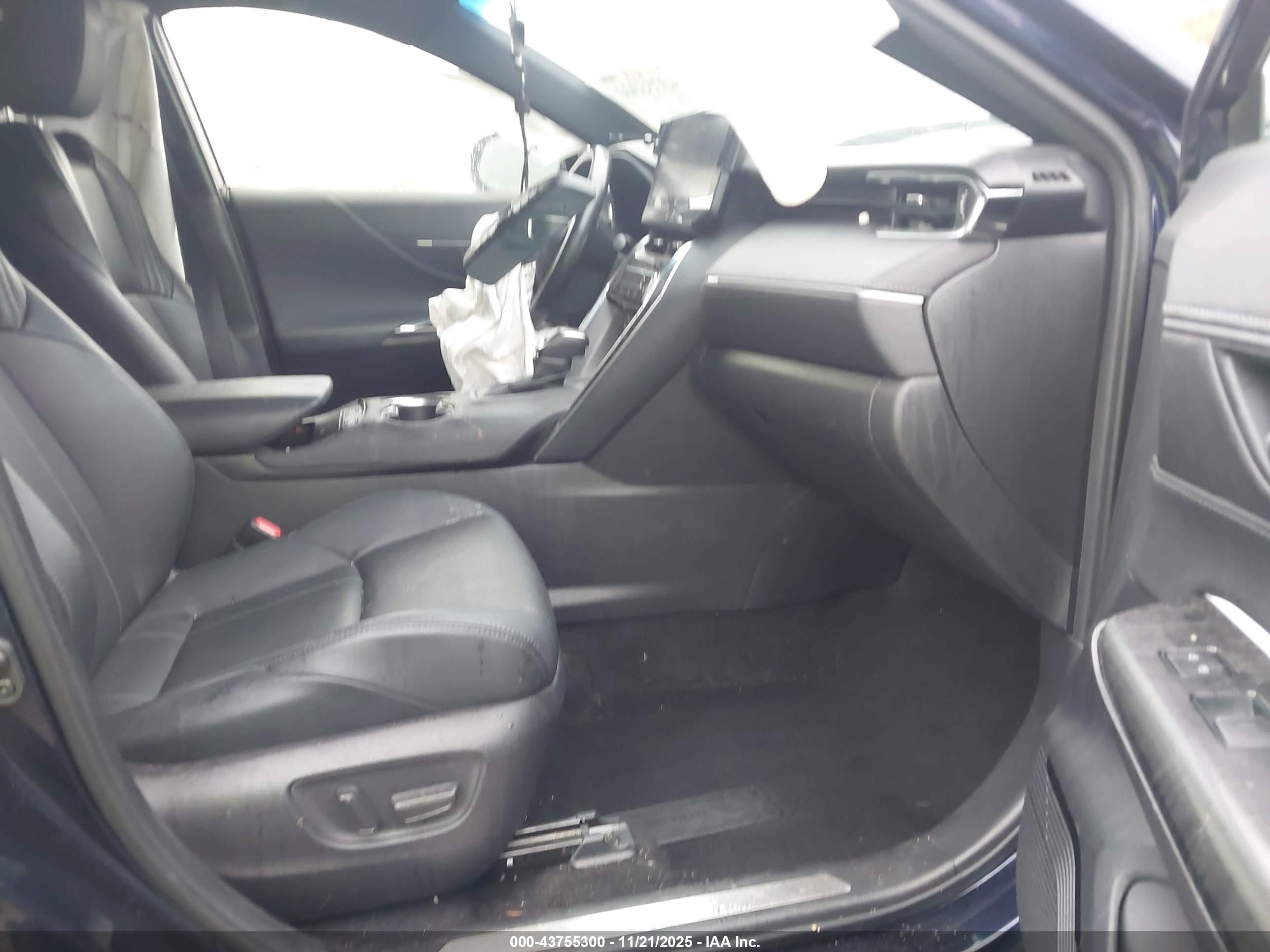 TOYOTA VENZA image 5