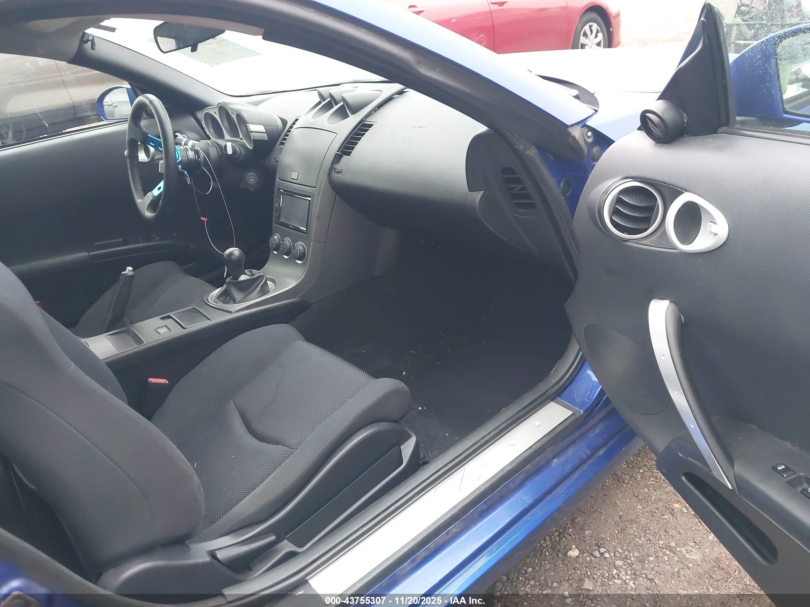 NISSAN 350Z image 5