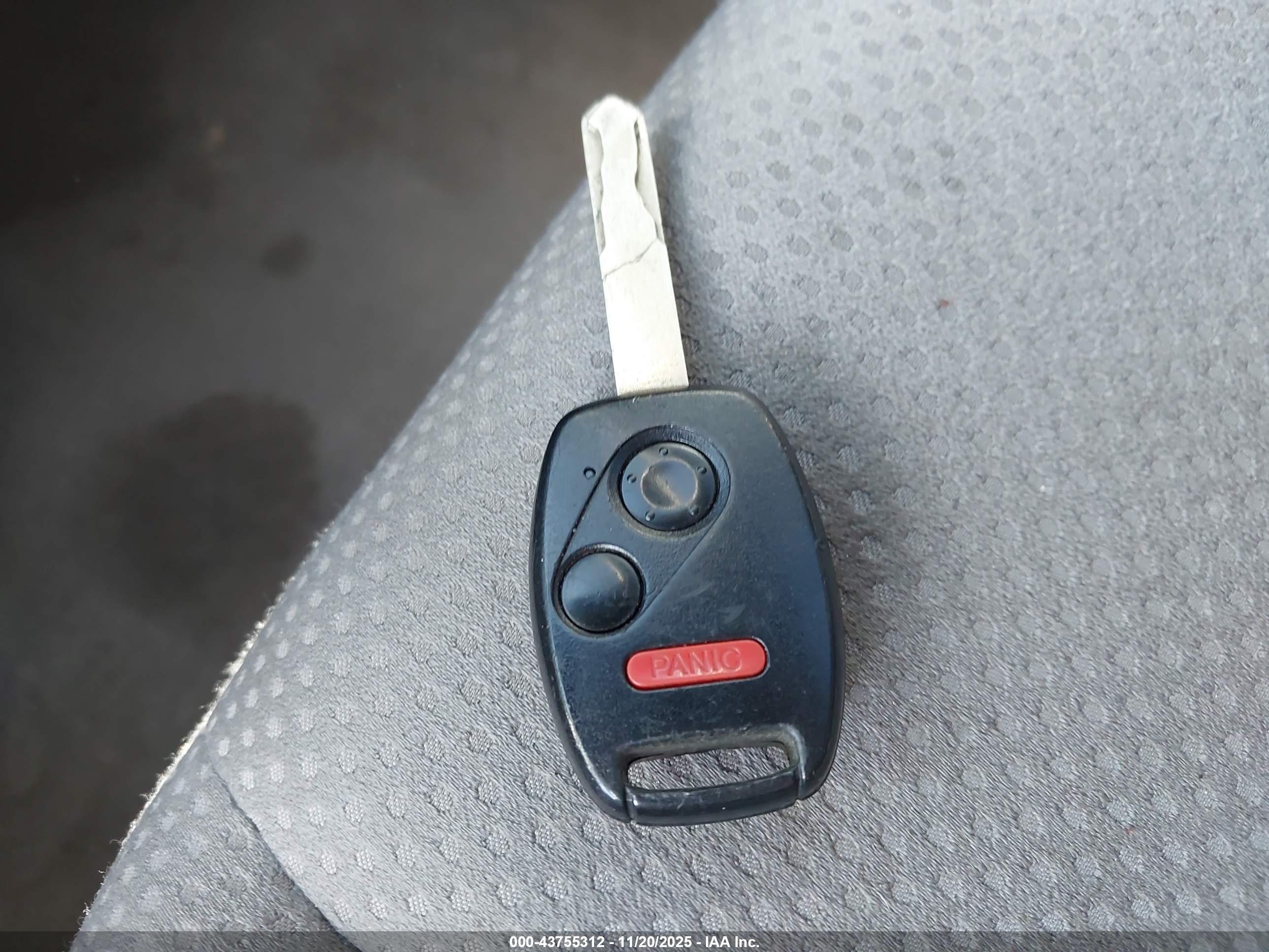 HONDA CR-V image 11