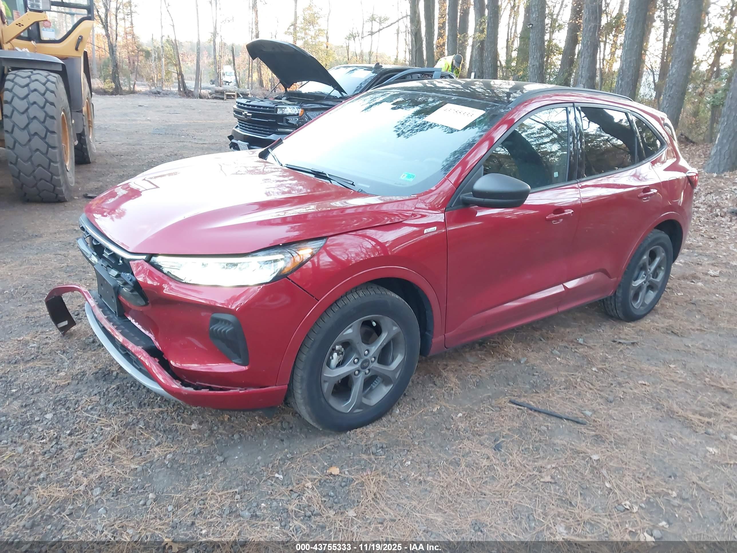 FORD ESCAPE image 2