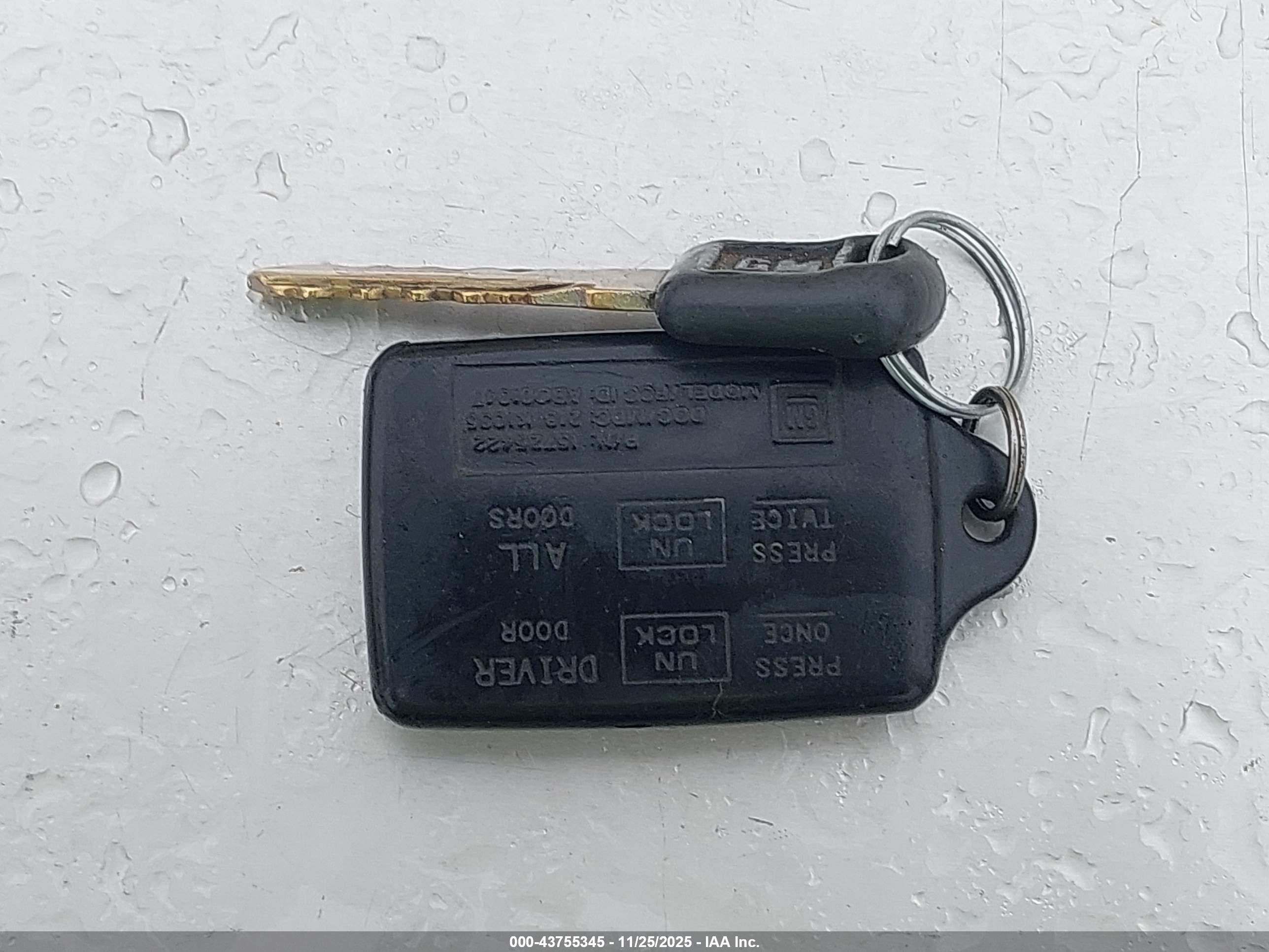 CHEVROLET GMT-400 image 11
