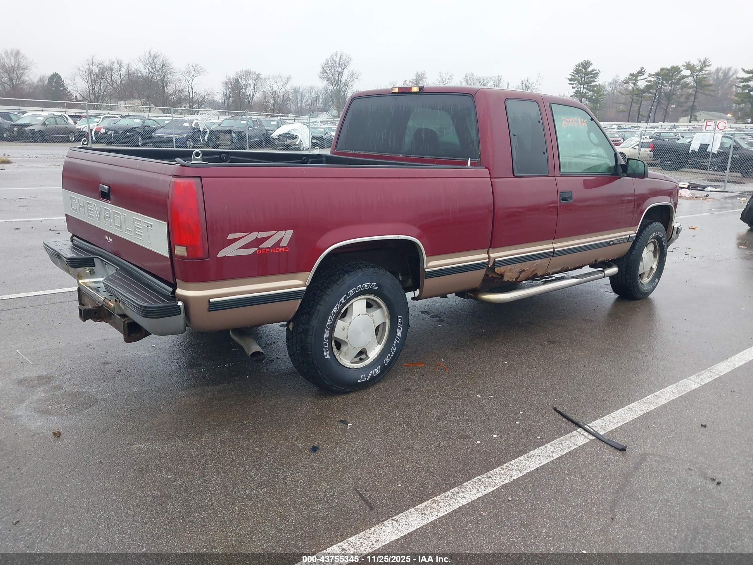 CHEVROLET GMT-400 image 4