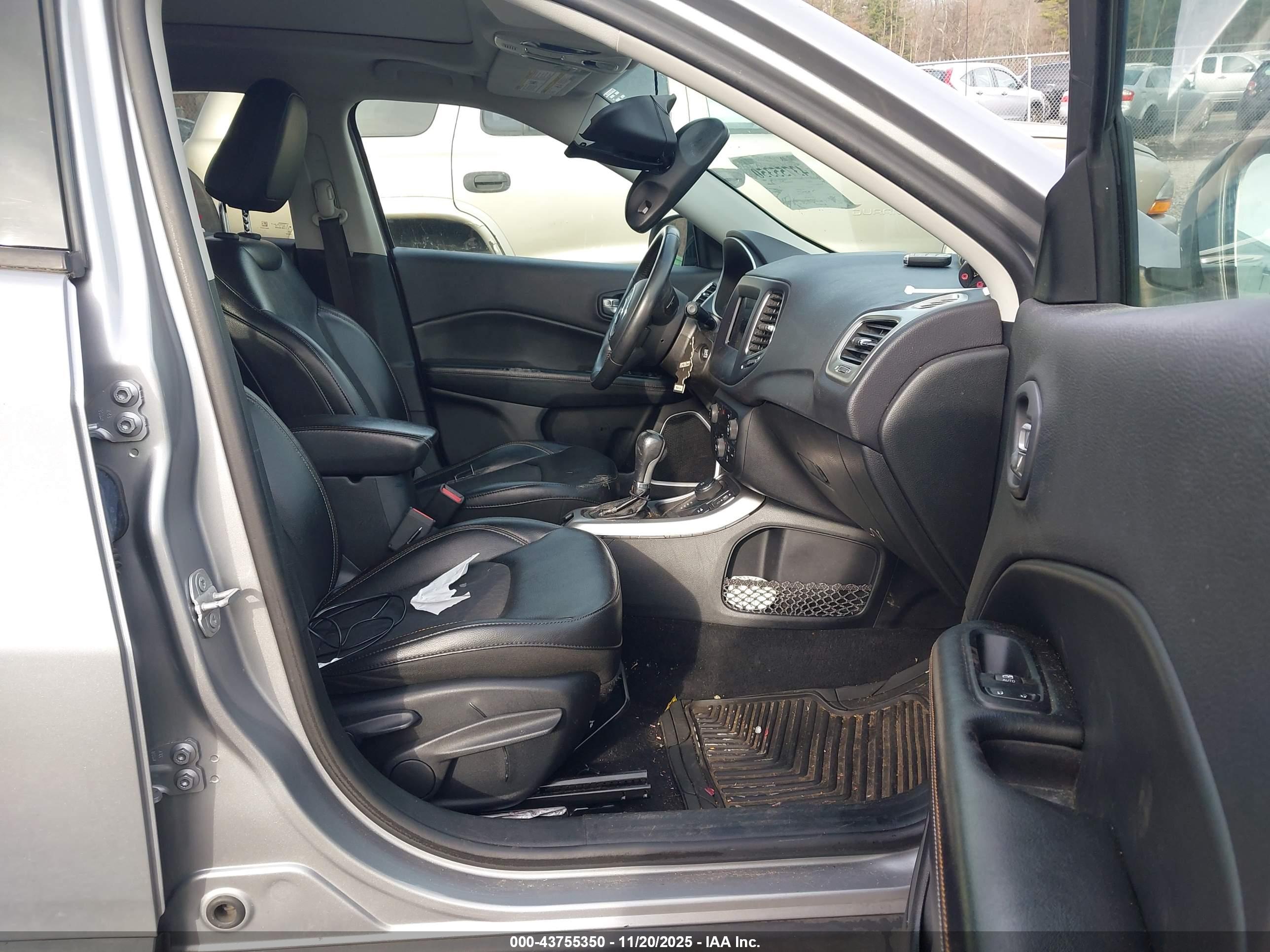 JEEP COMPASS image 5