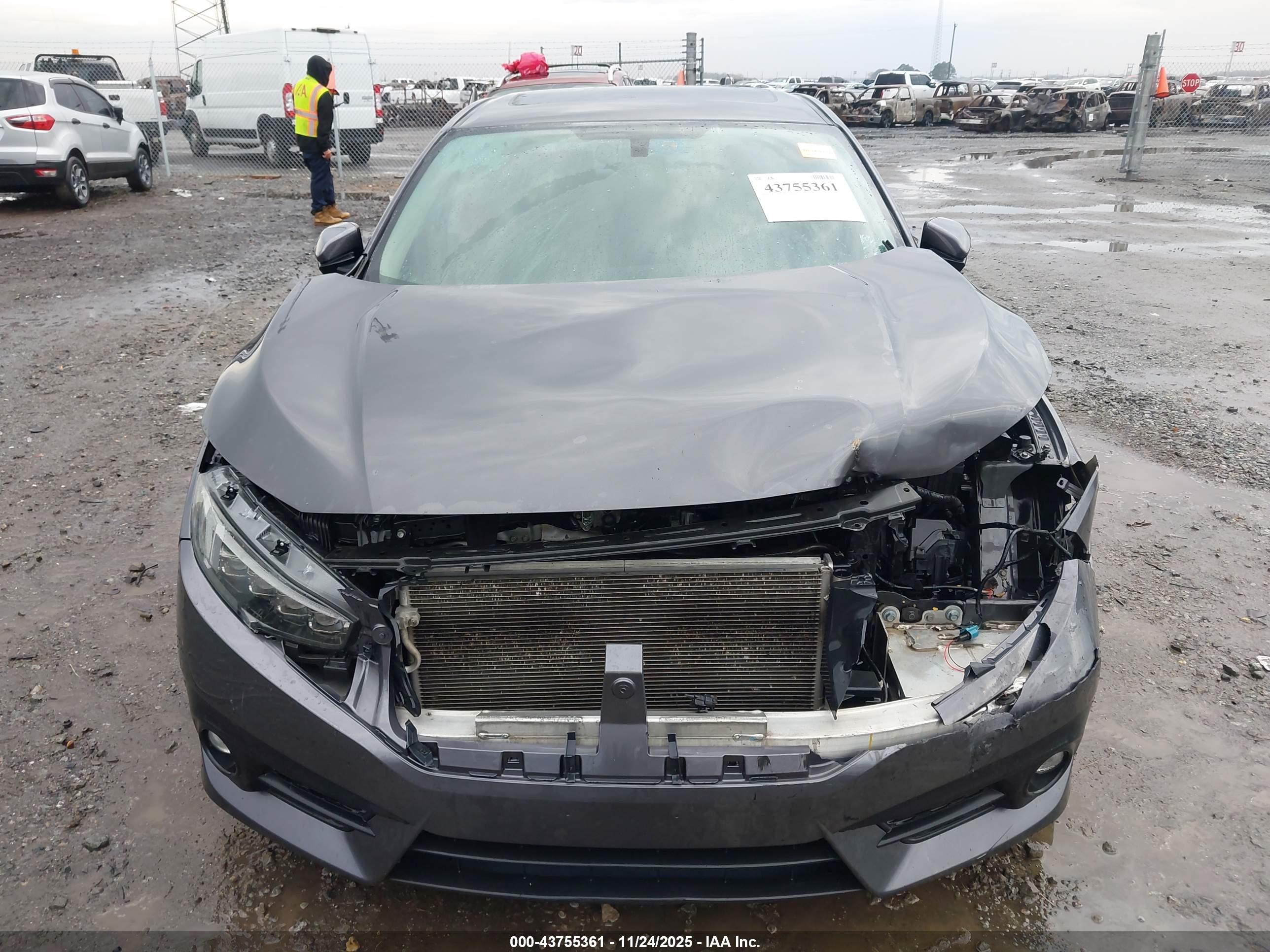 HONDA CIVIC image 6