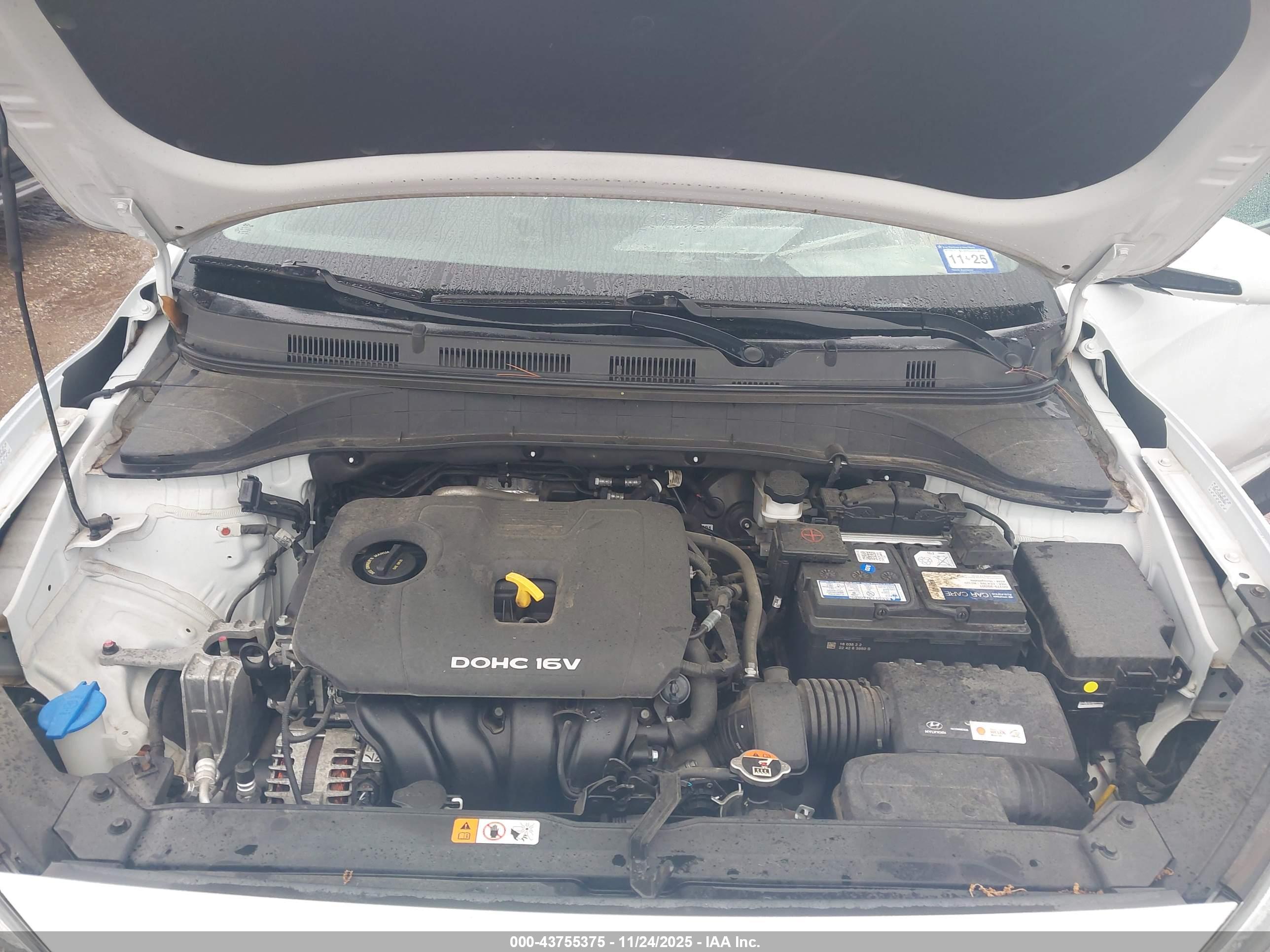 HYUNDAI KONA image 10