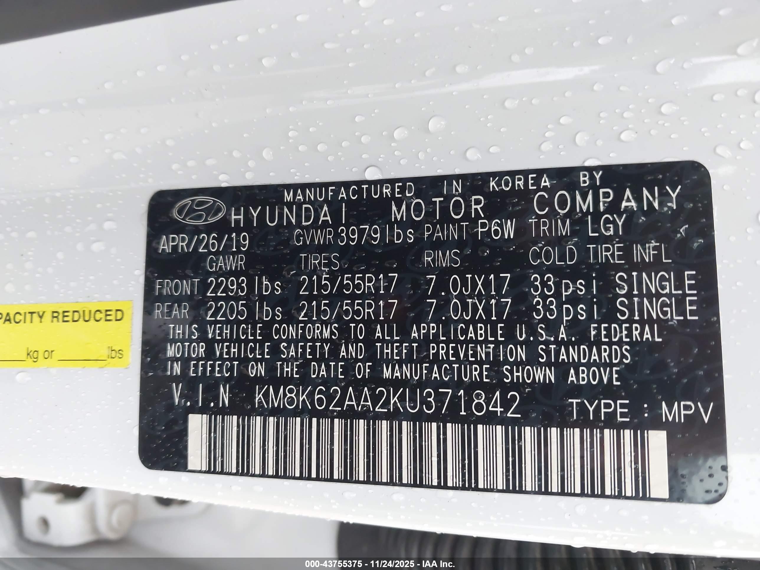HYUNDAI KONA image 9