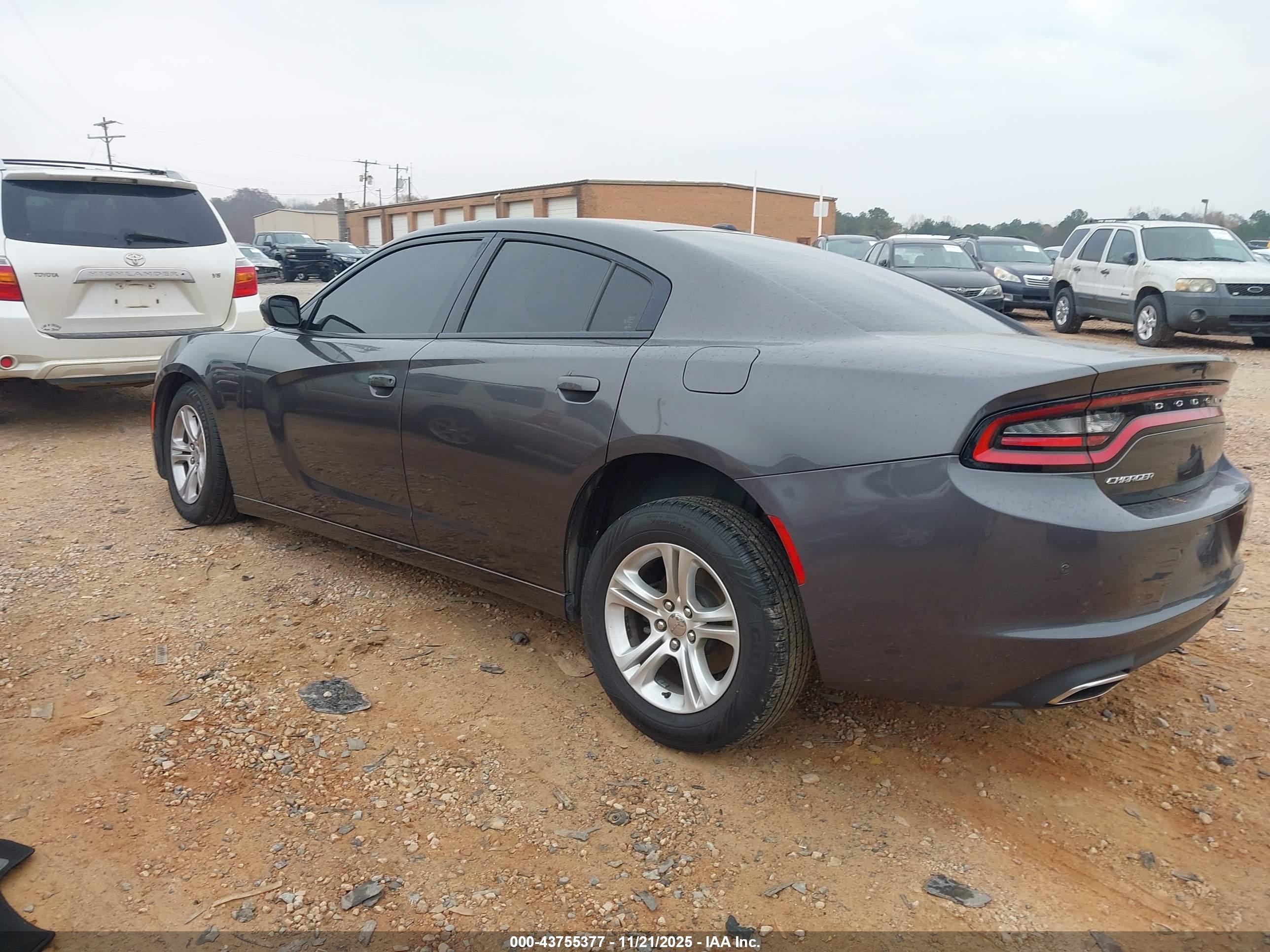 DODGE CHARGER image 3