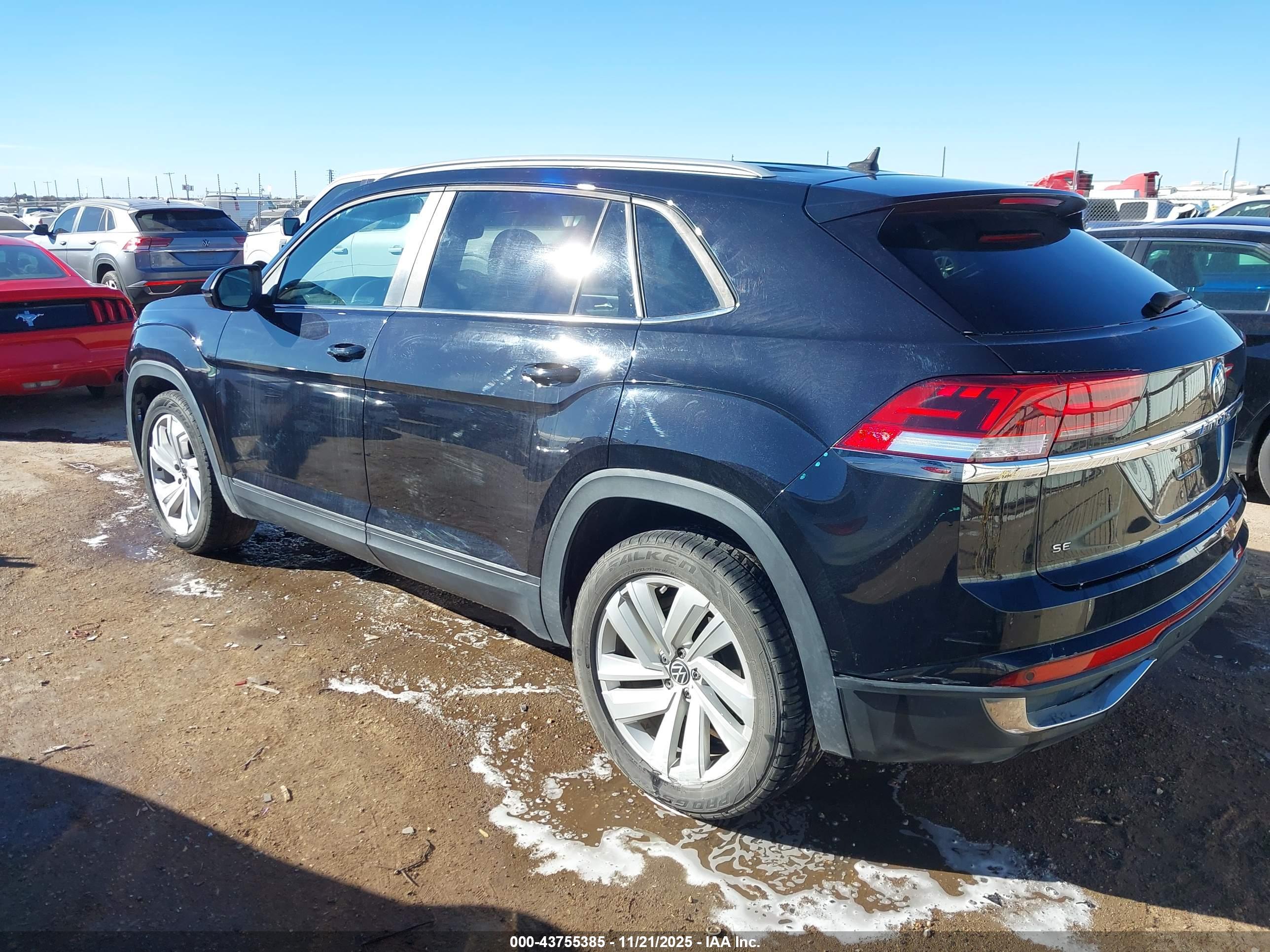VOLKSWAGEN ATLAS image 3