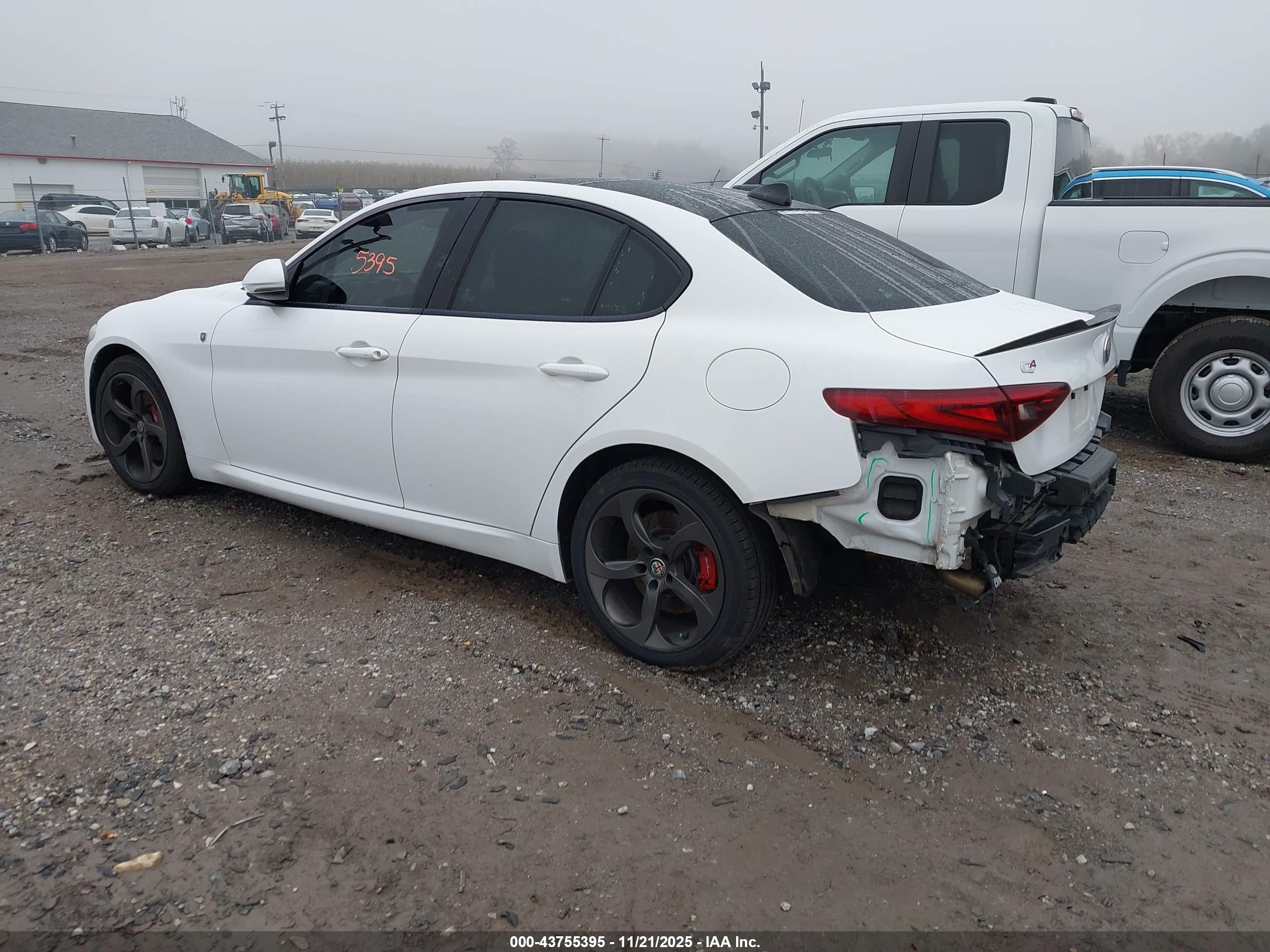 ALFA ROMEO image 3