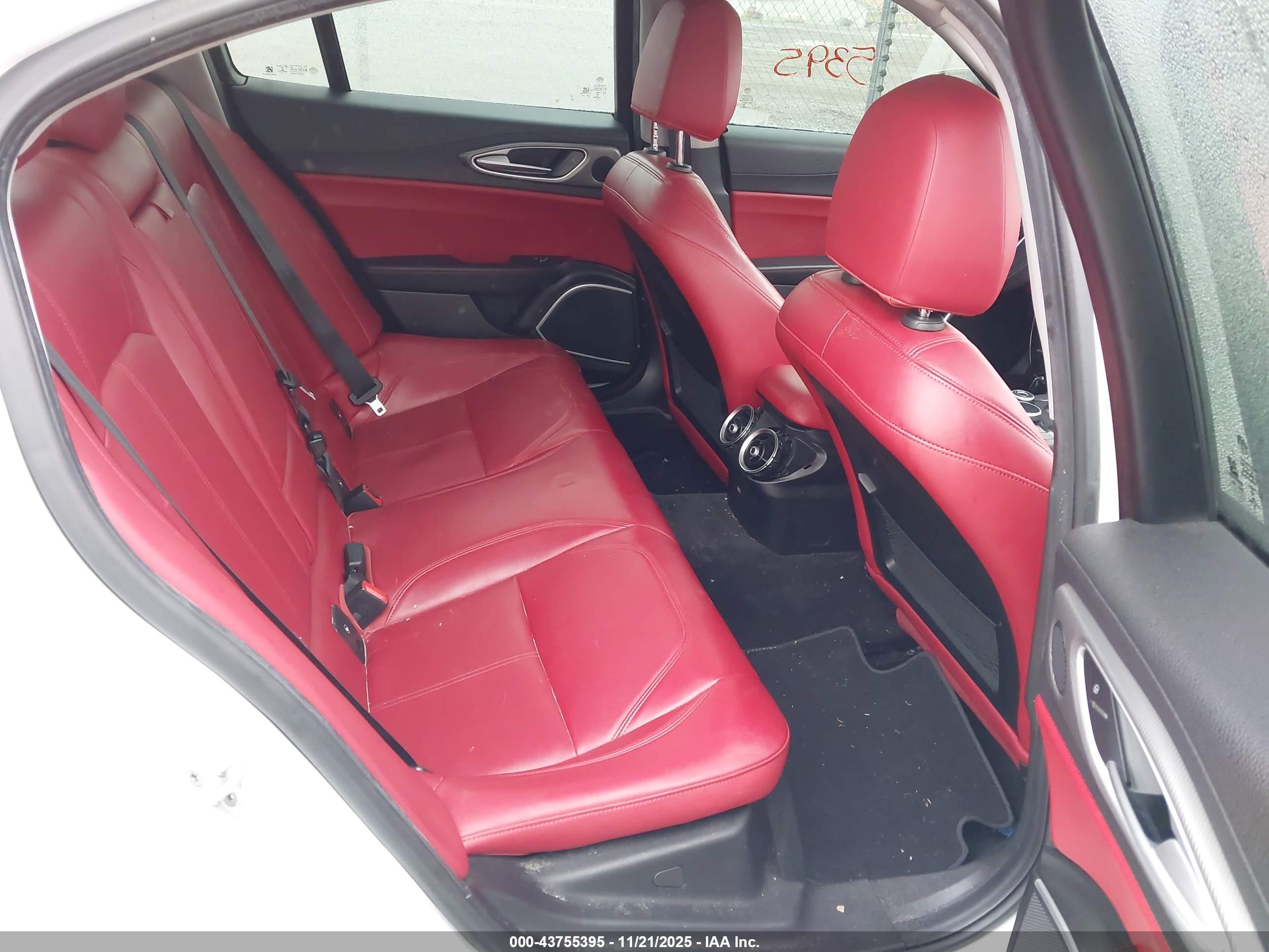 ALFA ROMEO image 8