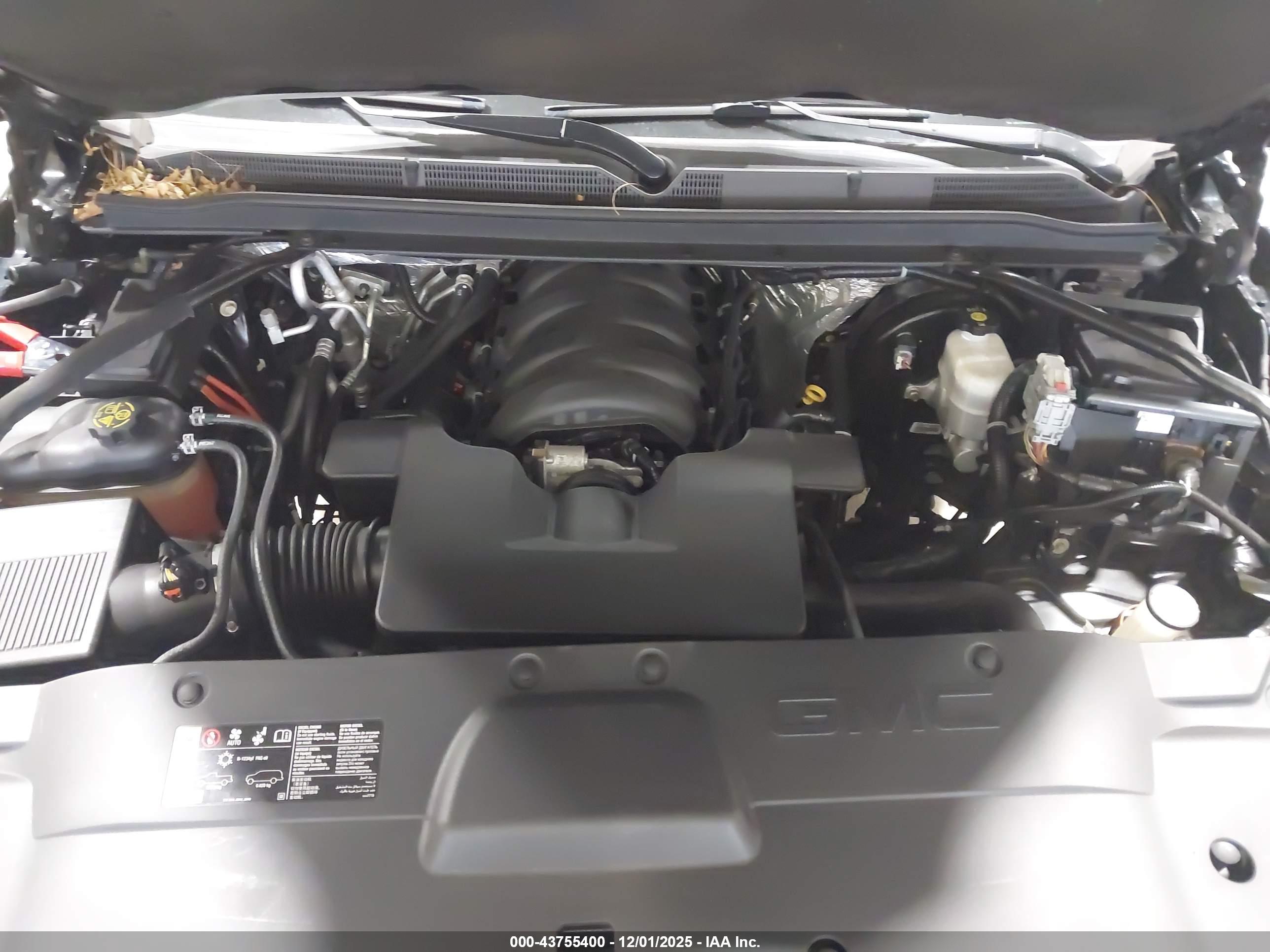 GMC YUKON image 10
