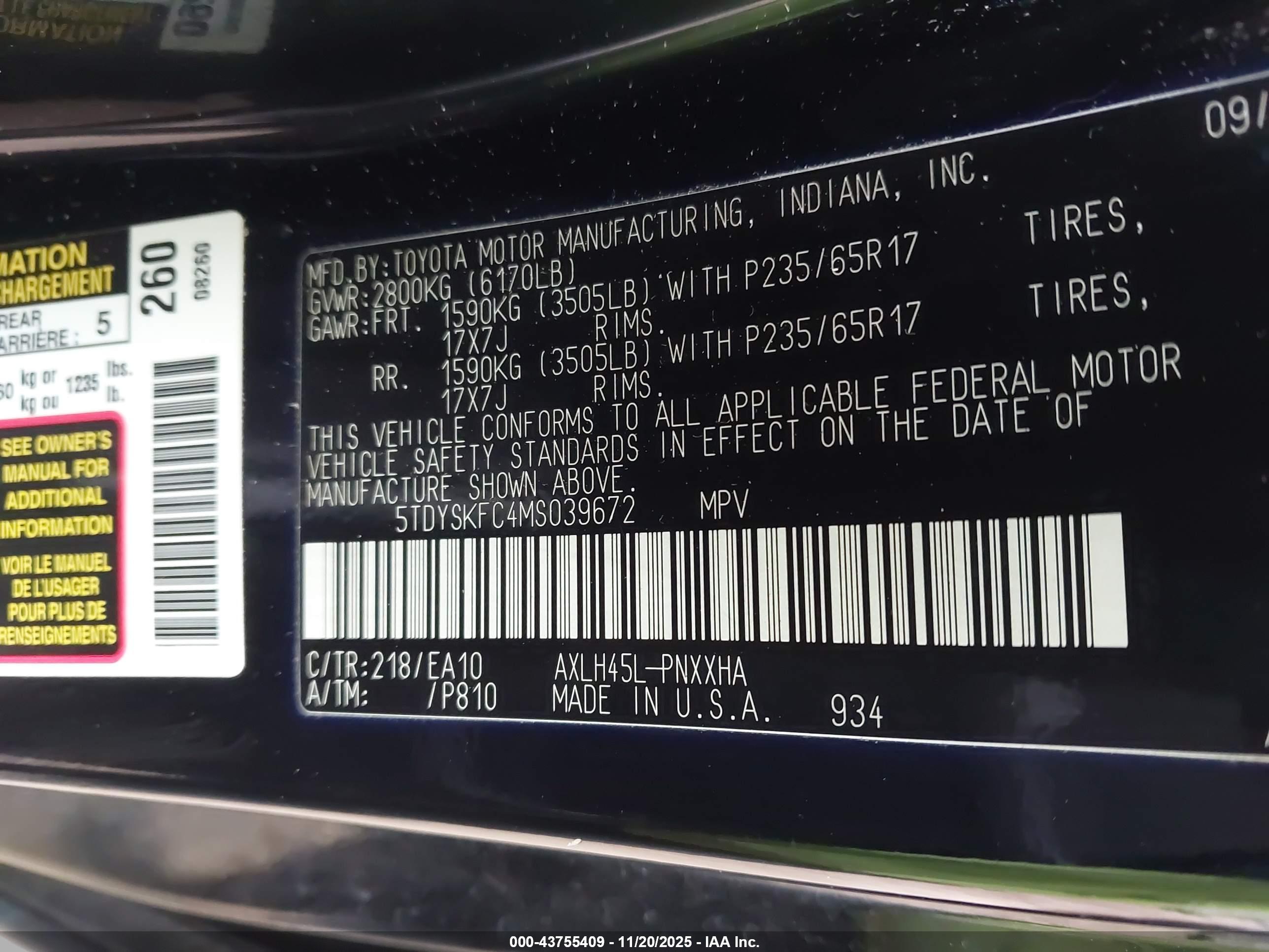 TOYOTA SIENNA image 9