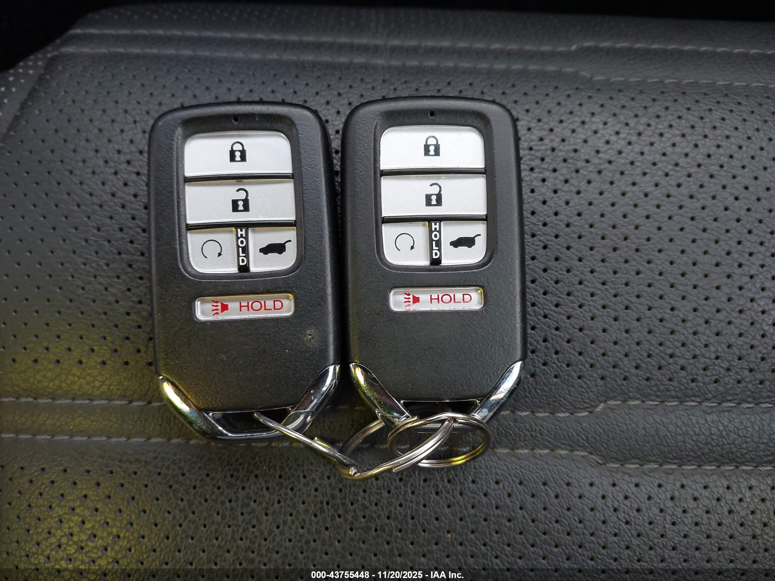 HONDA CR-V image 11