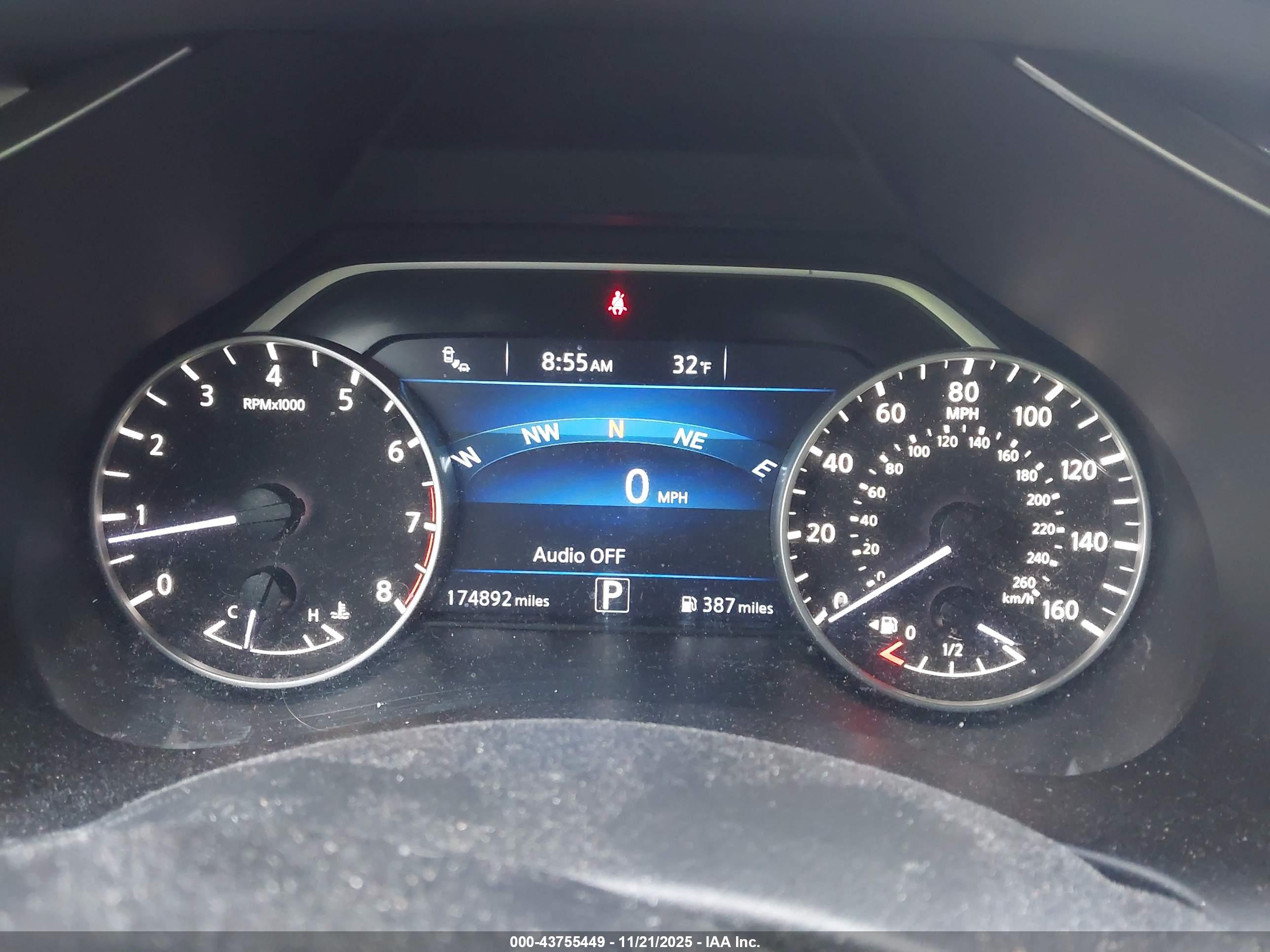 NISSAN MURANO image 7