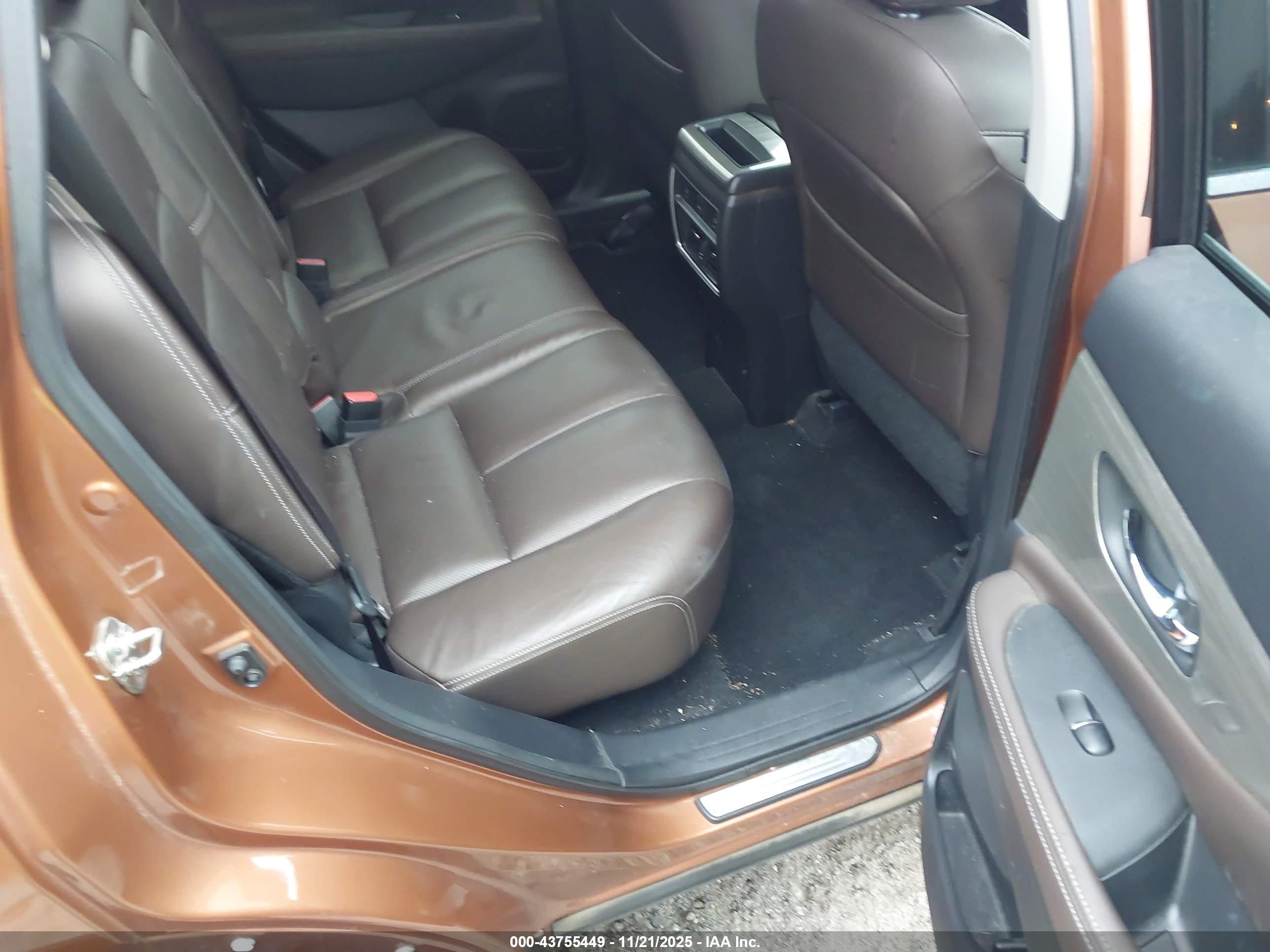 NISSAN MURANO image 8