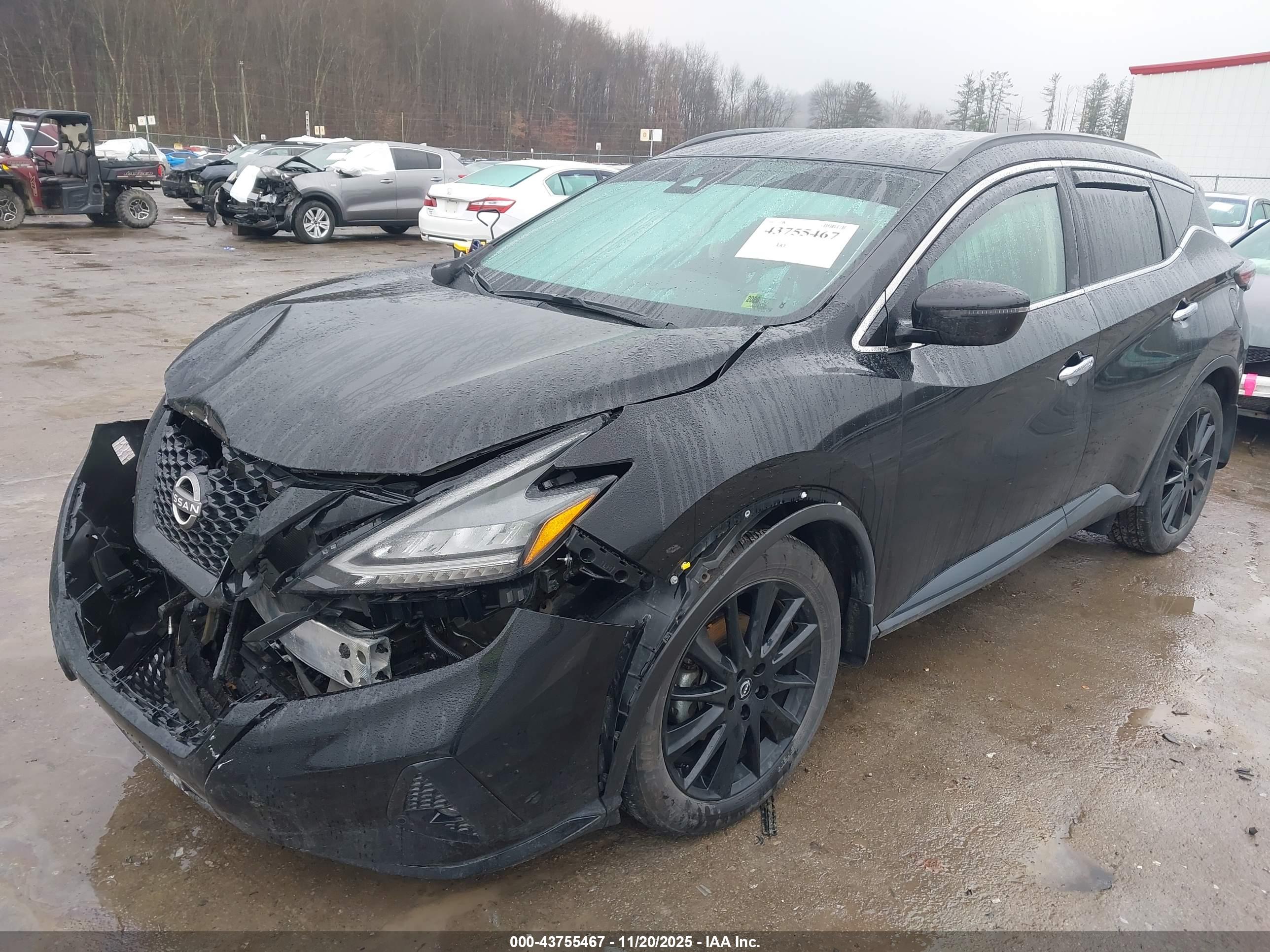 NISSAN MURANO image 2