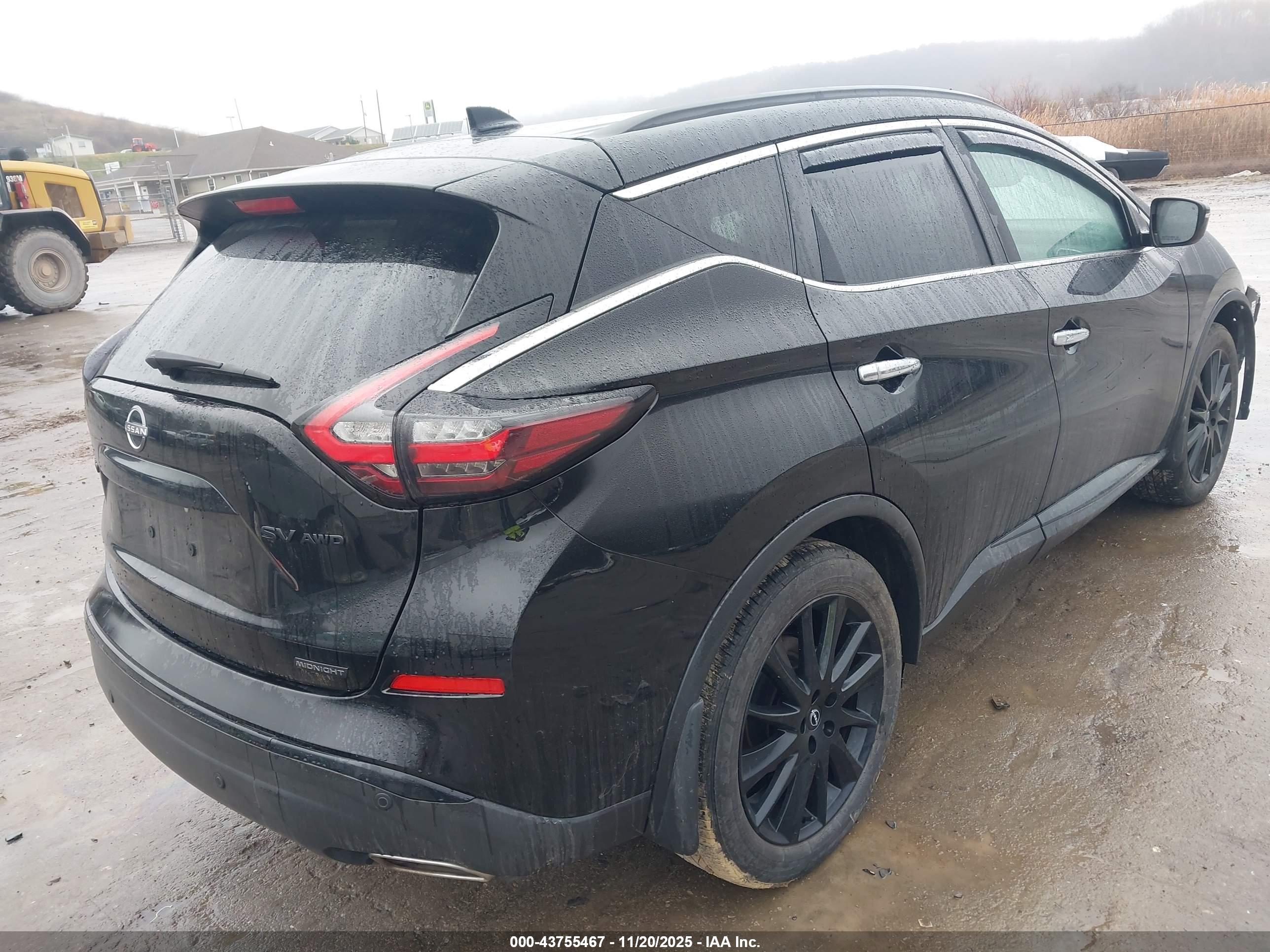 NISSAN MURANO image 4