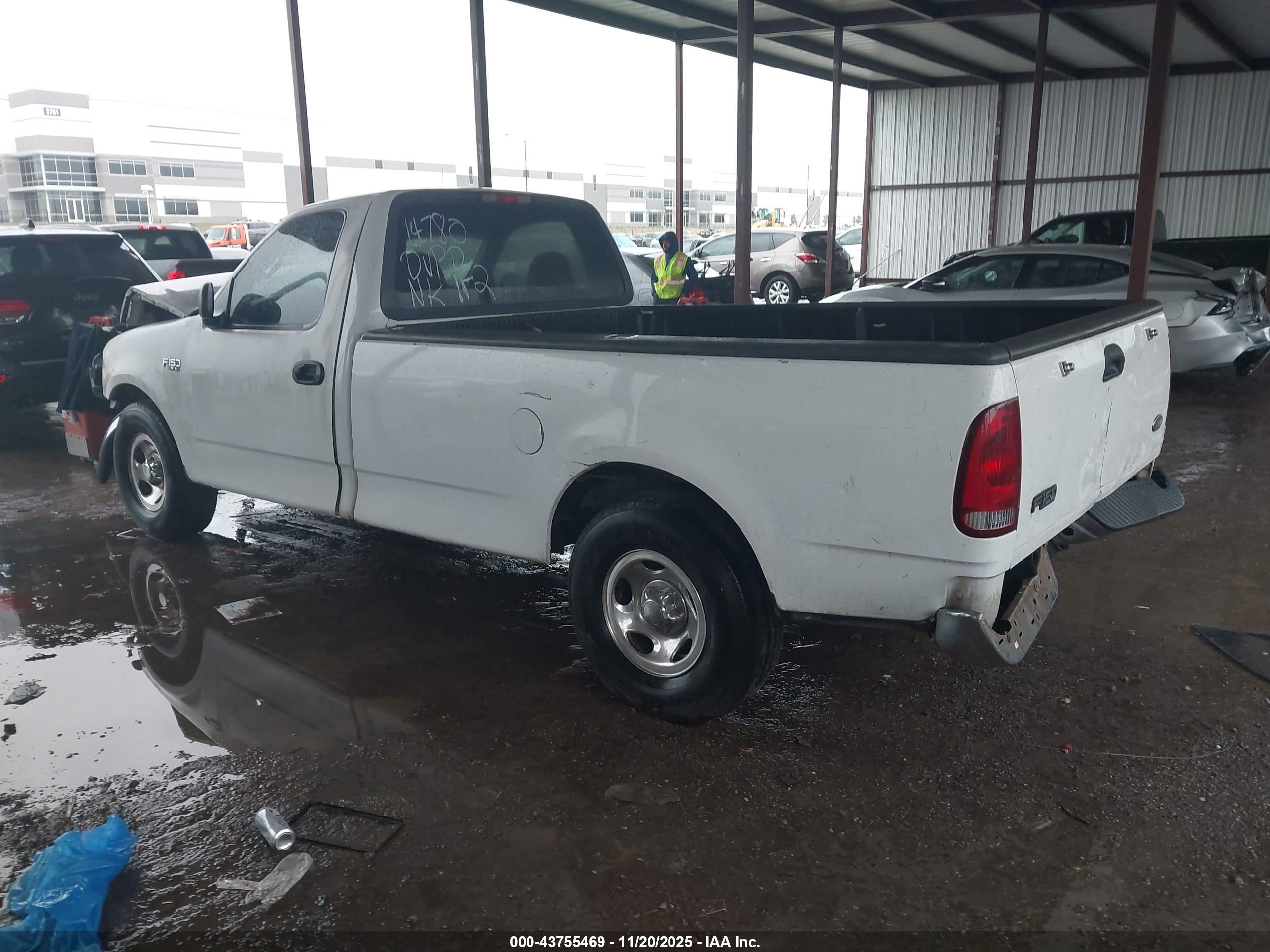 FORD F-150 image 3