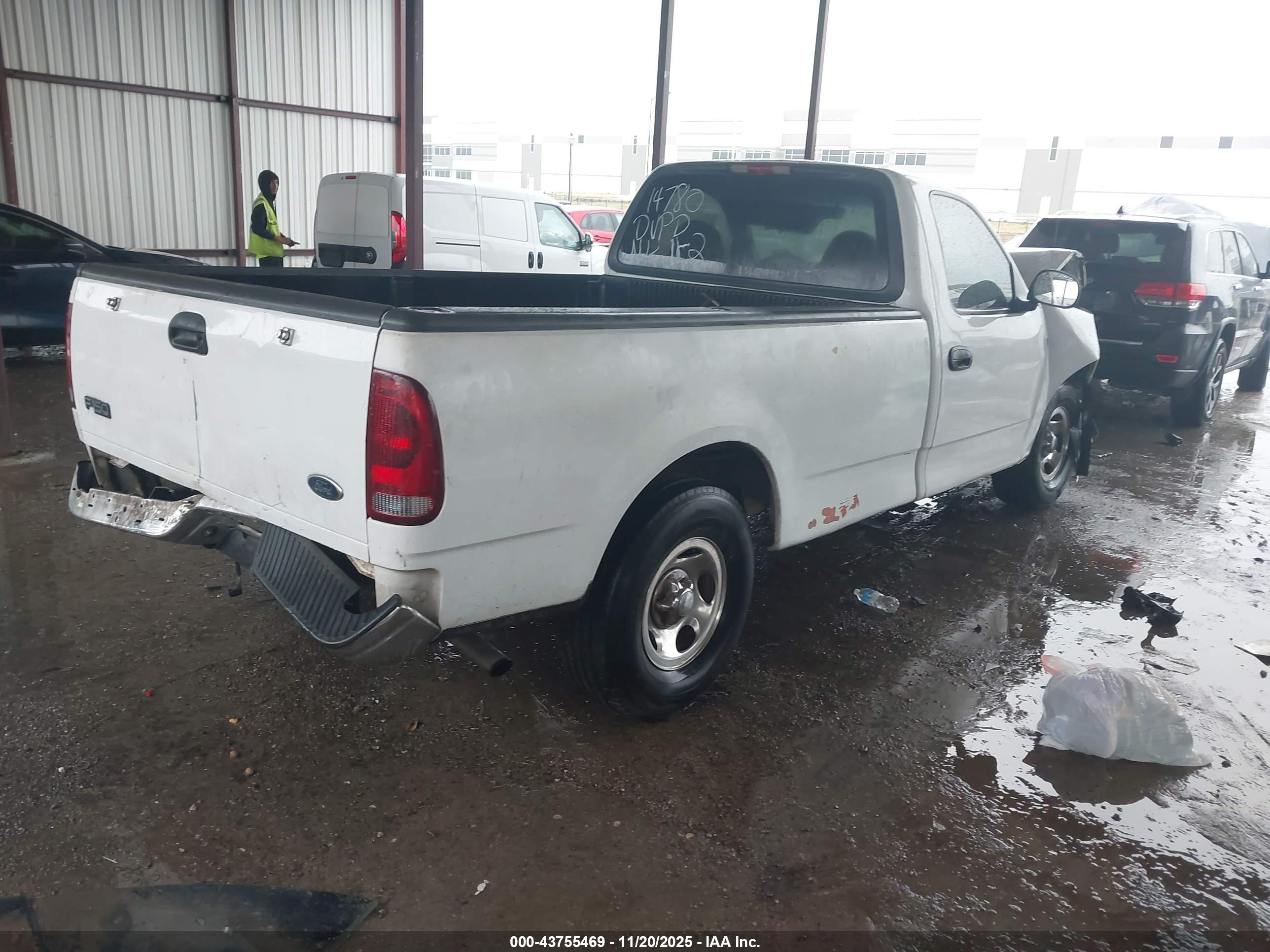 FORD F-150 image 4