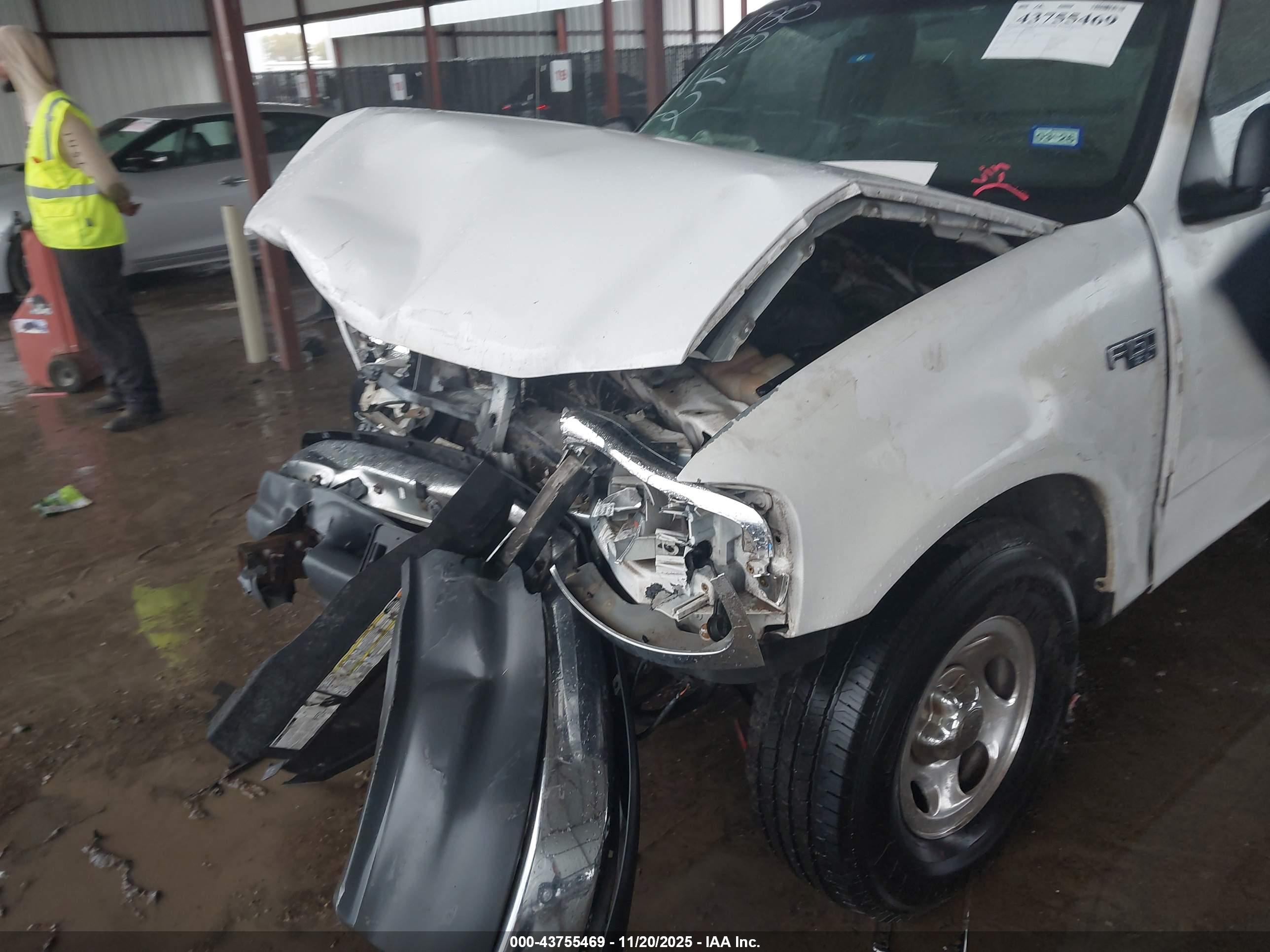 FORD F-150 image 6
