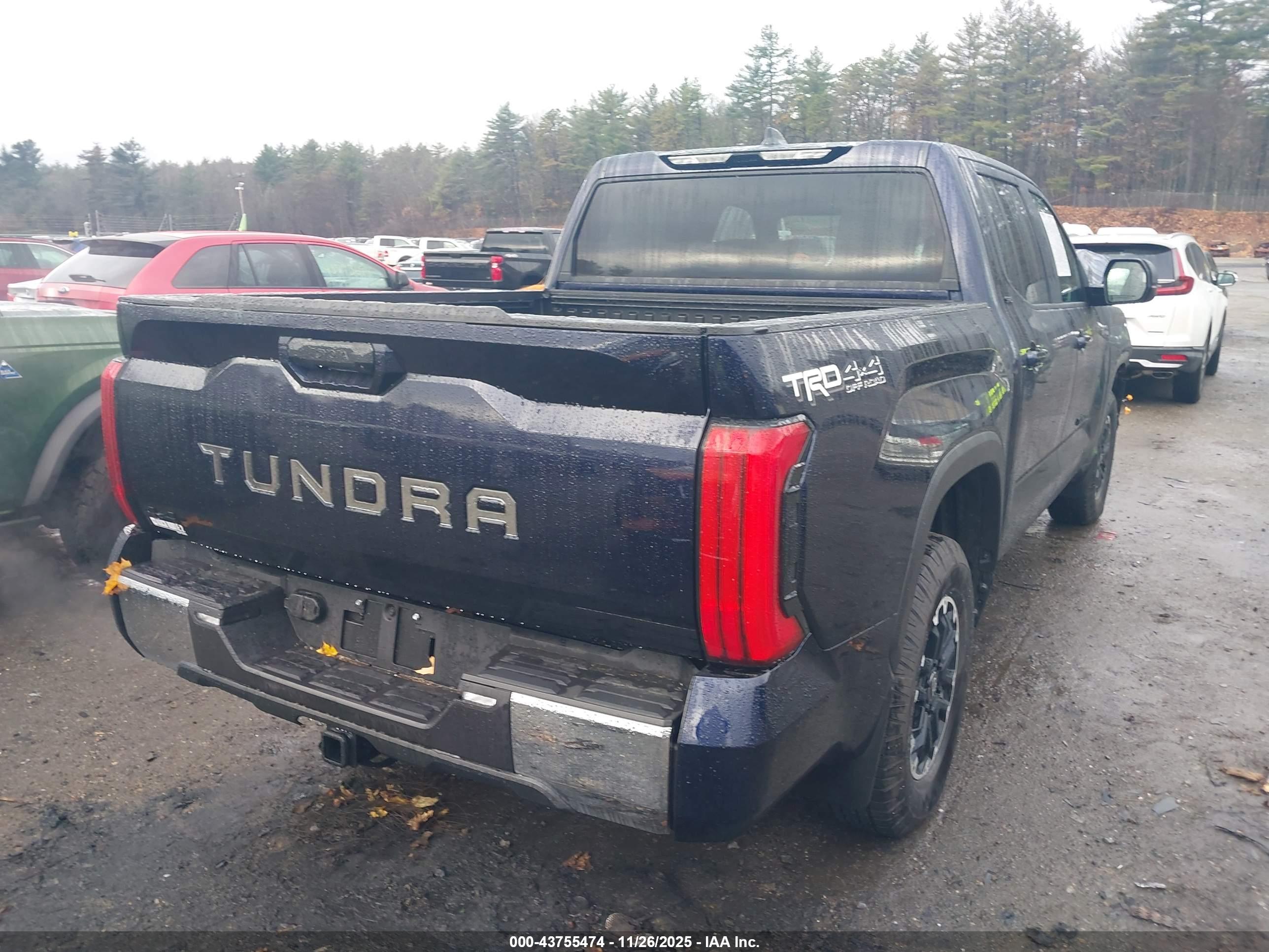 TOYOTA TUNDRA image 4