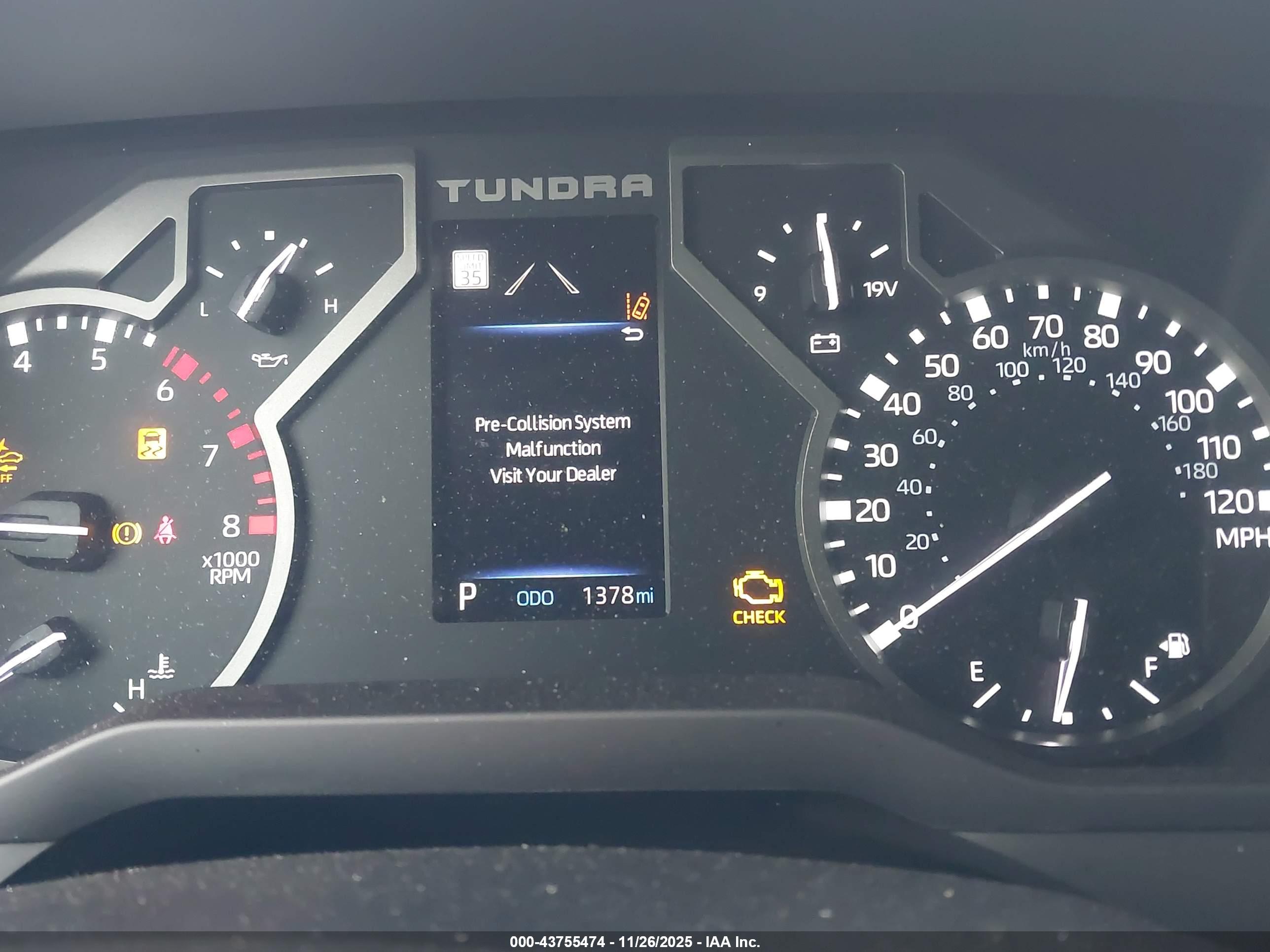 TOYOTA TUNDRA image 7